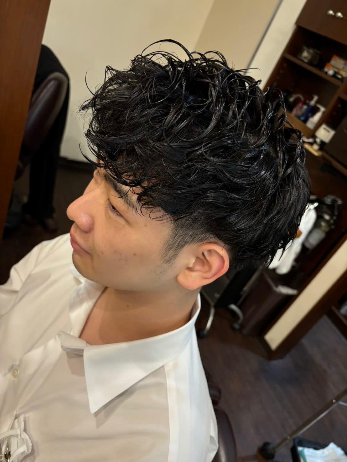 銀座マツナガ 有楽町店【ギンザマツナガ ユウラクチョウテン】のスタイル紹介。ツーブロック　マッシュ