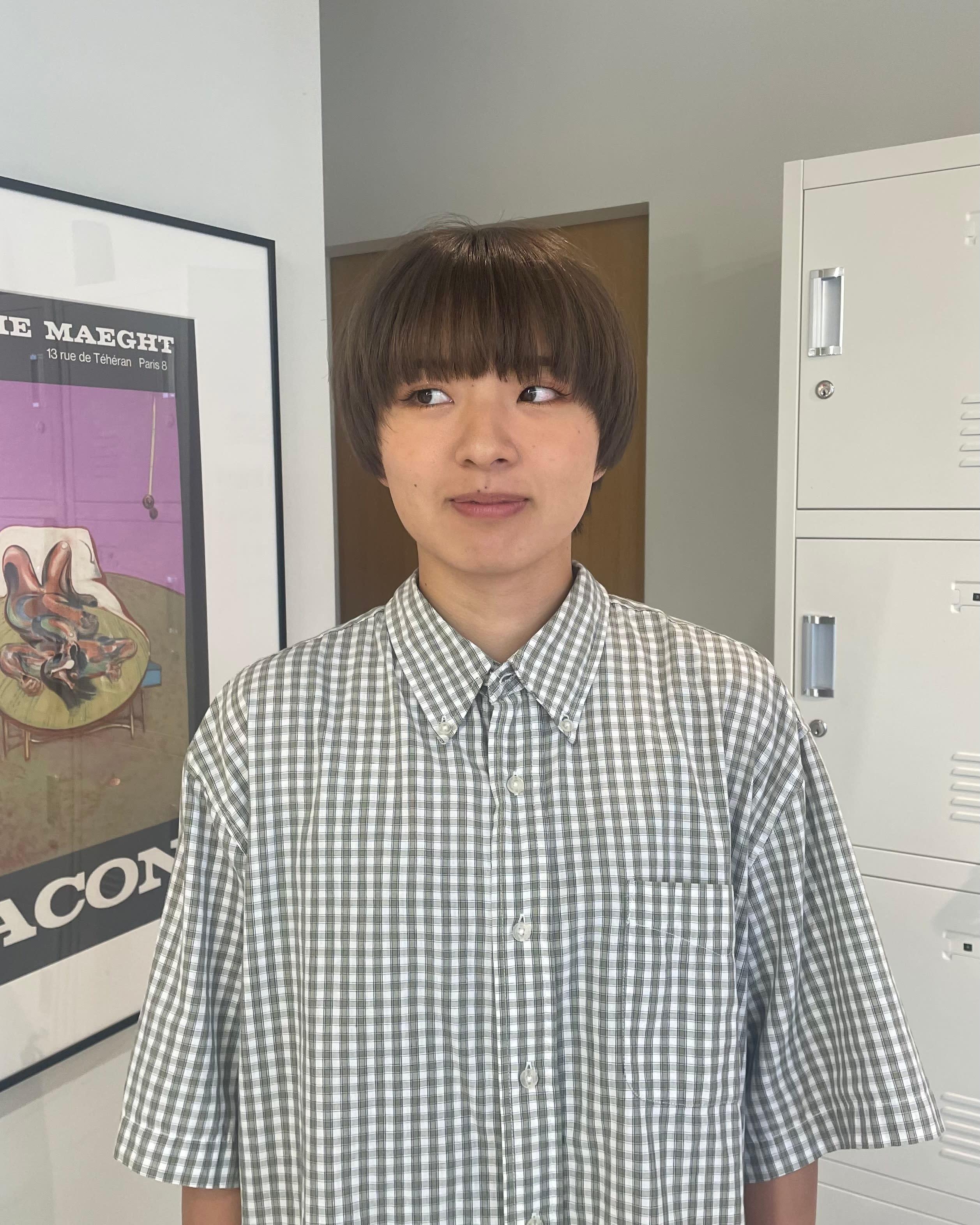 LIVING 津田沼 【リビング】【リビング ツダヌマ】のスタイル紹介。マッシュショート/オリーブベージュ【津田沼駅】