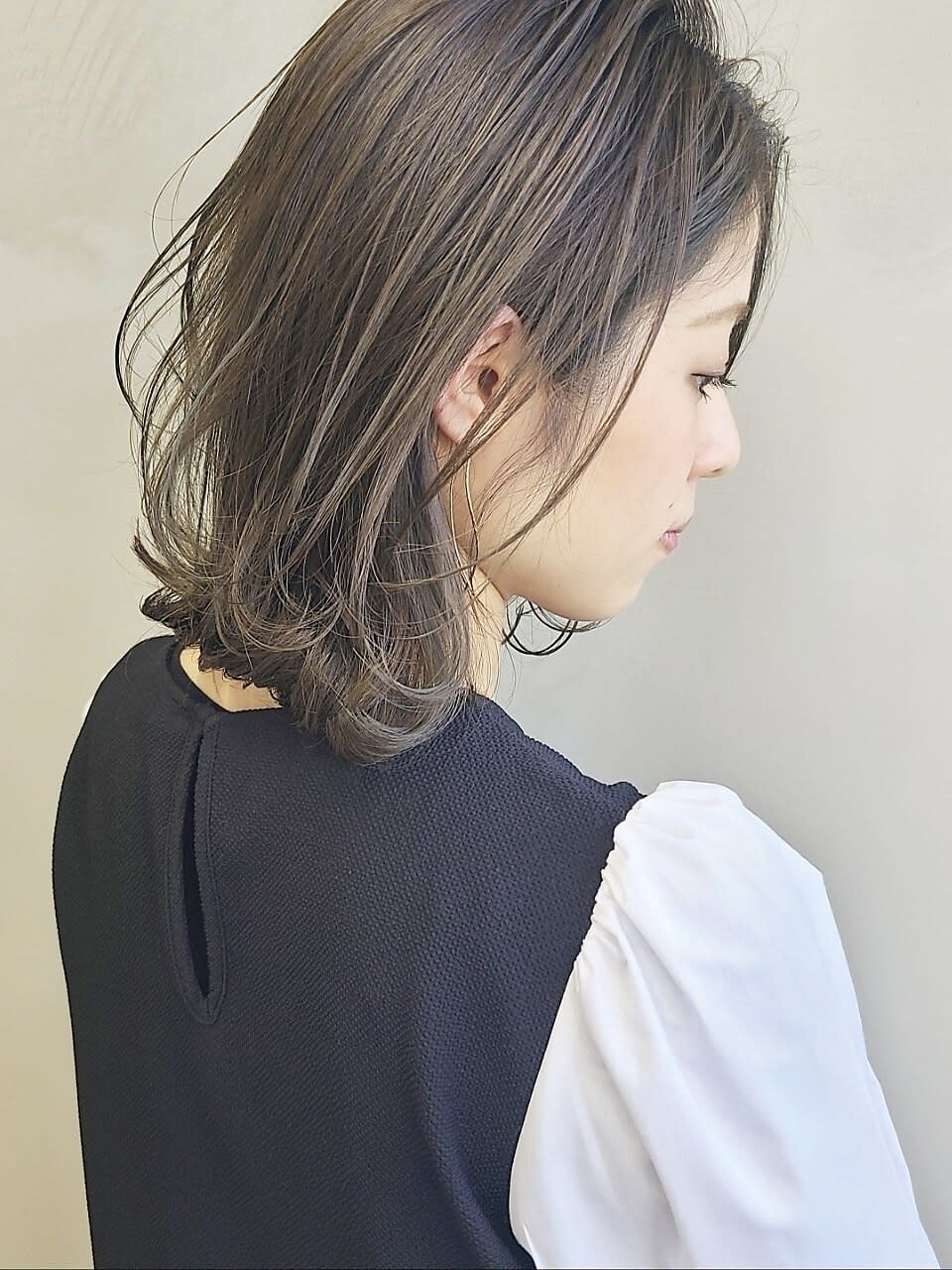 SOURCE 茨木【ソース イバラキ】のスタイル紹介。【SOURCE】カーキグレージュ