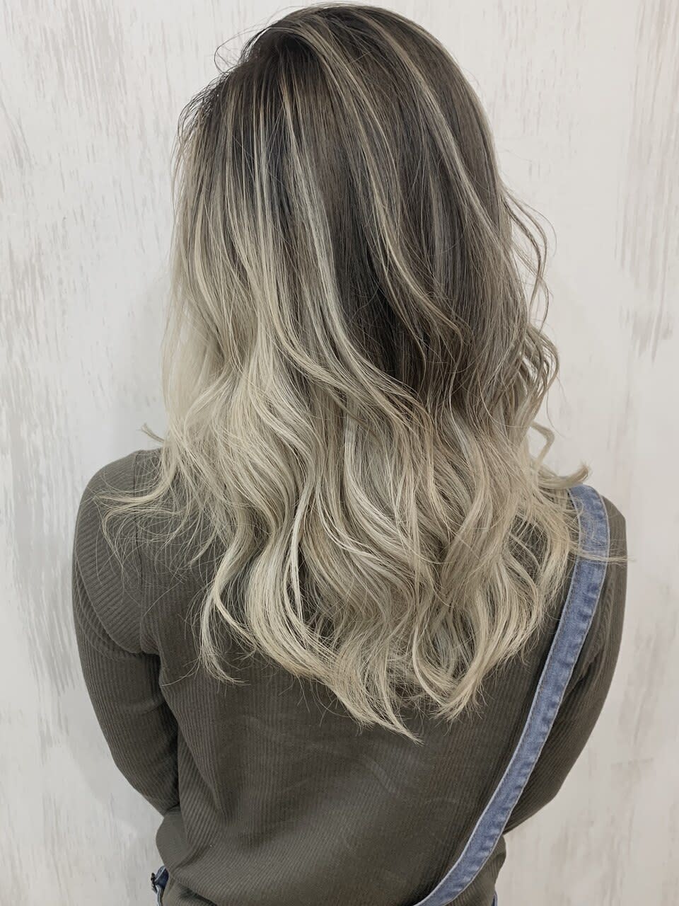 SOURCE 茨木【ソース イバラキ】のスタイル紹介。【SOURCE】ホワイティバレイヤージュ