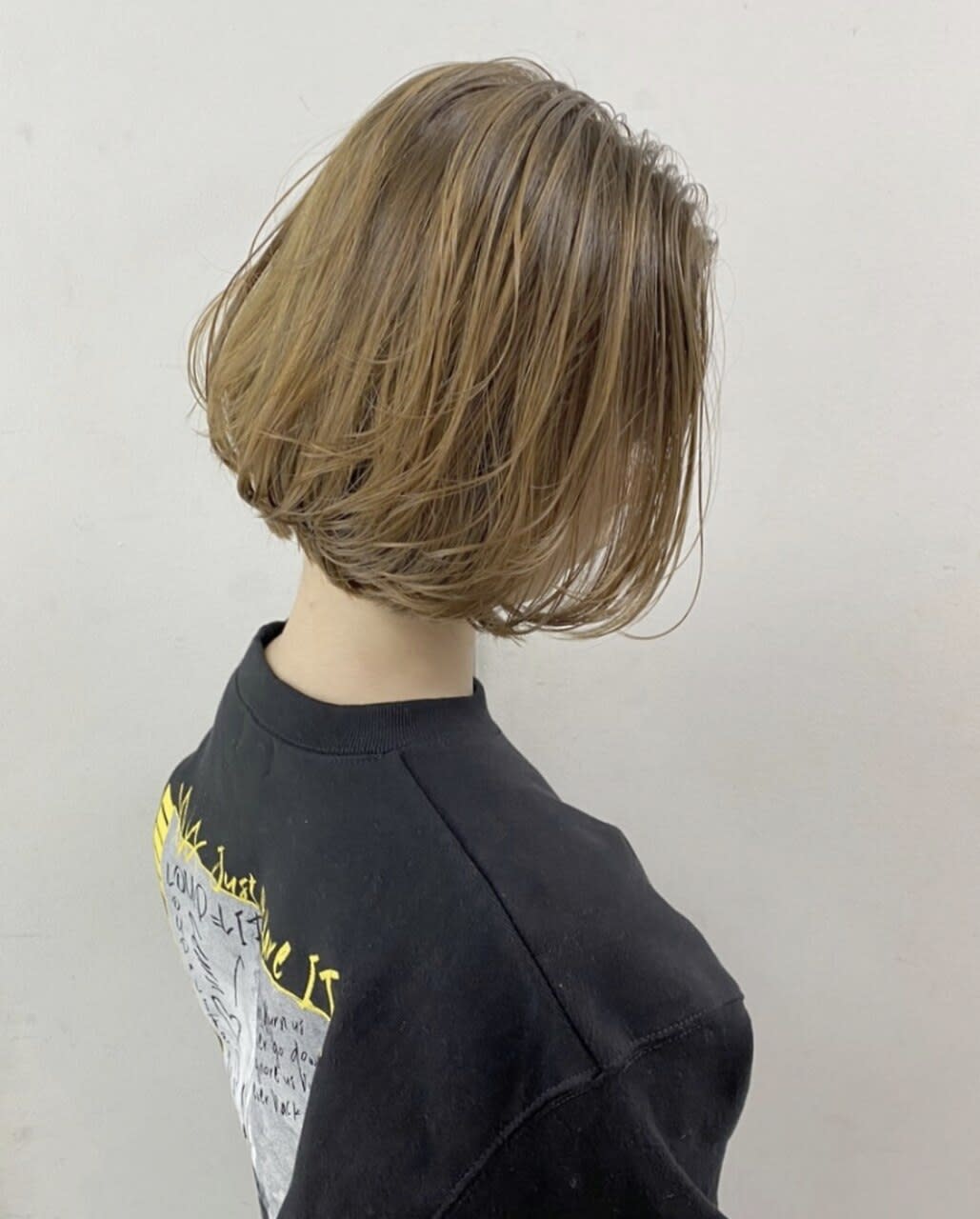 SOURCE 茨木【ソース イバラキ】のスタイル紹介。【SOURCE】前下がりマニッシュボブ