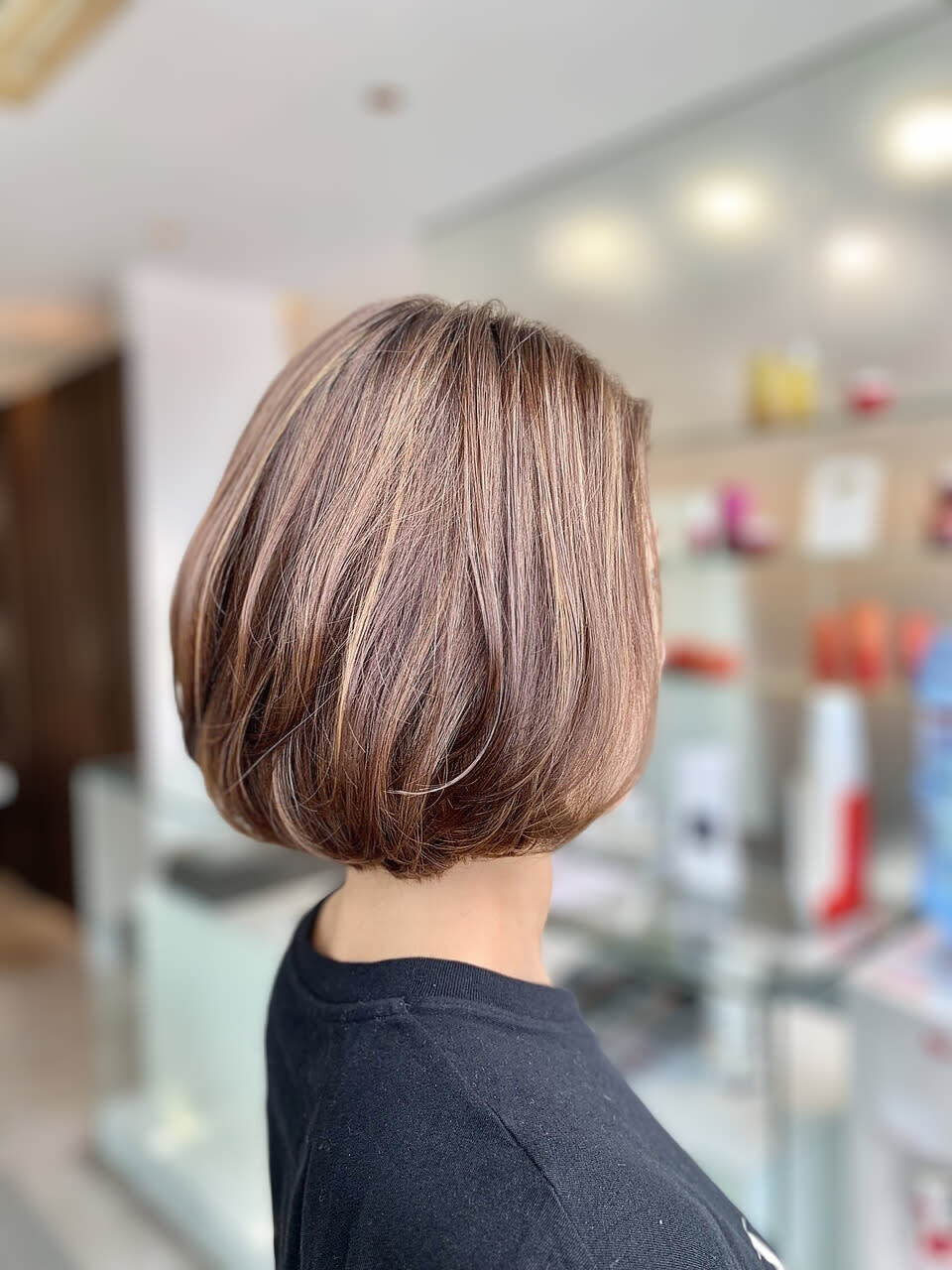 カラー専門店 color lover  学芸大学【カラーセンモンテン カラーラバー ガクゲイダイガク】のスタイル紹介。リラクシーボブ/ハイライトカラー