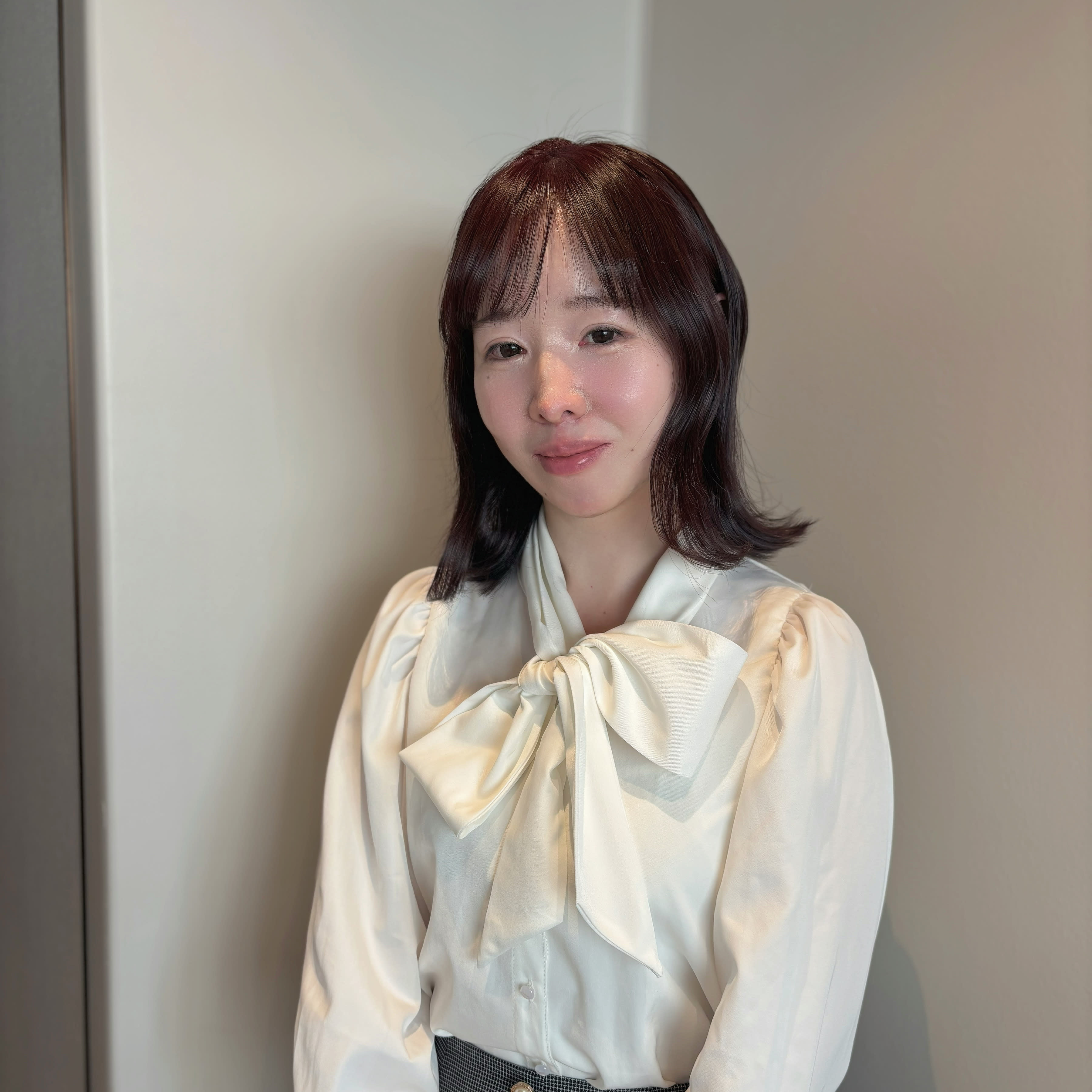 vision 赤坂【ビジョン アカサカ】のスタイル紹介。外ハネミディアム