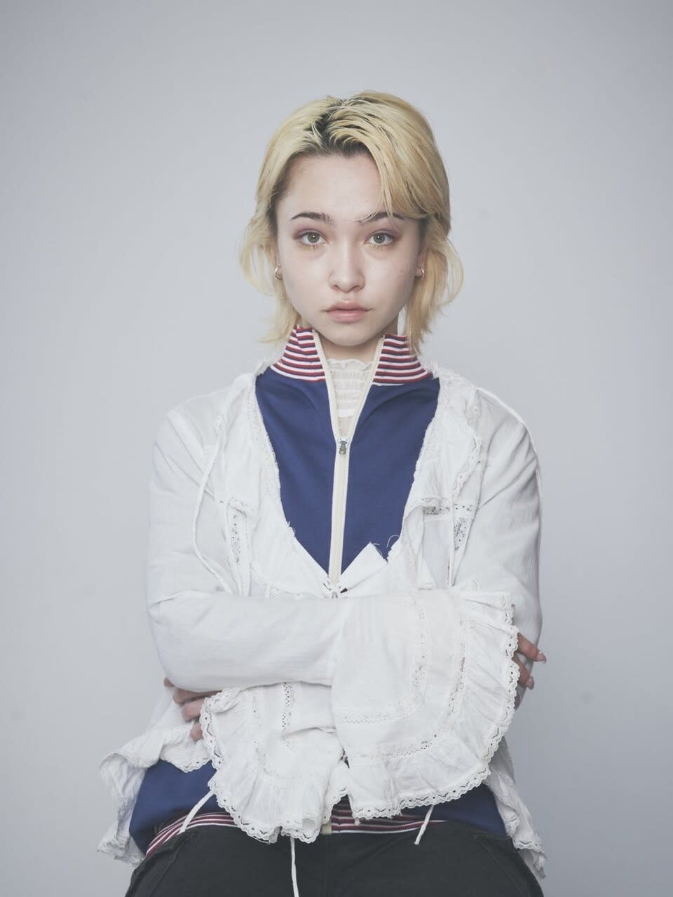 kikoeru 三軒茶屋【キコエルサンゲンチャヤ】のスタイル紹介。ニュアンスハイトーンウルフ