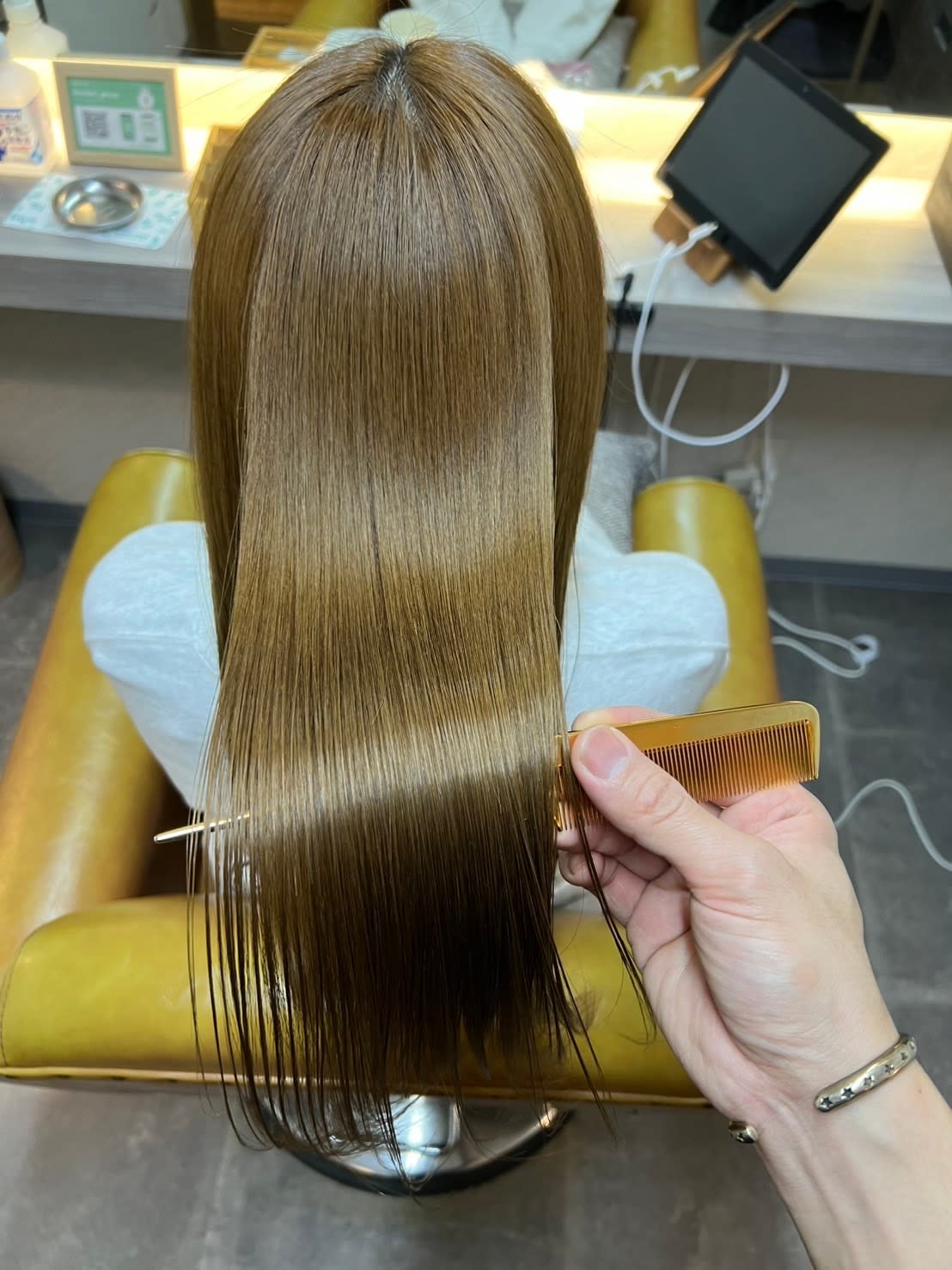 ARiA east by ECLART 池袋東口店【アリアイーストバイエクラート イケブクロヒガシグチテン】のスタイル紹介。ARiA east by ECLART 池袋東口店×ロング