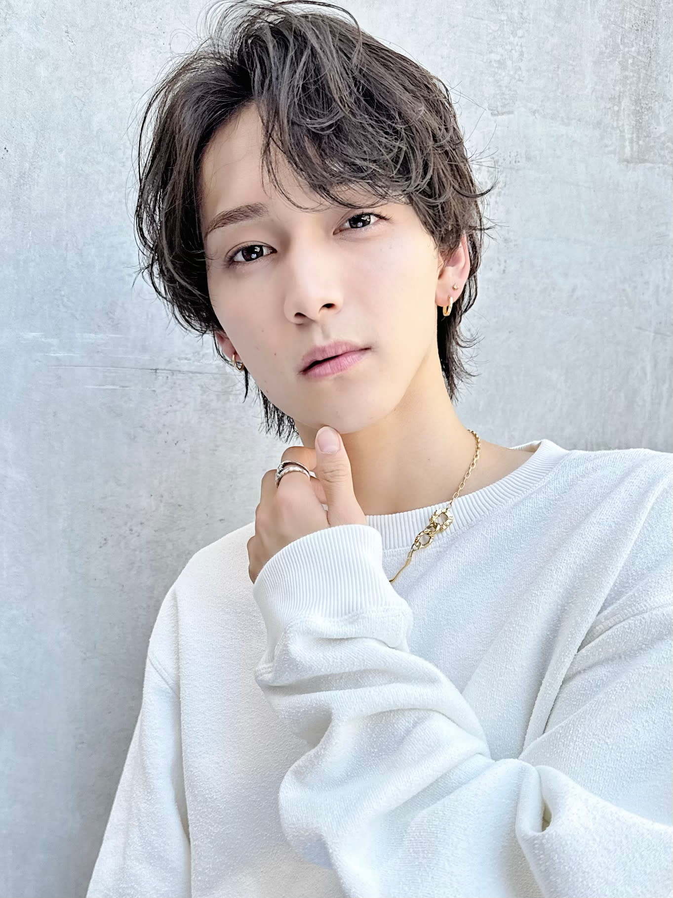 aux. 表参道 【オグジュアリー】【オグジュアリー】のスタイル紹介。メンズニュアンストレンドパーマ２０２５