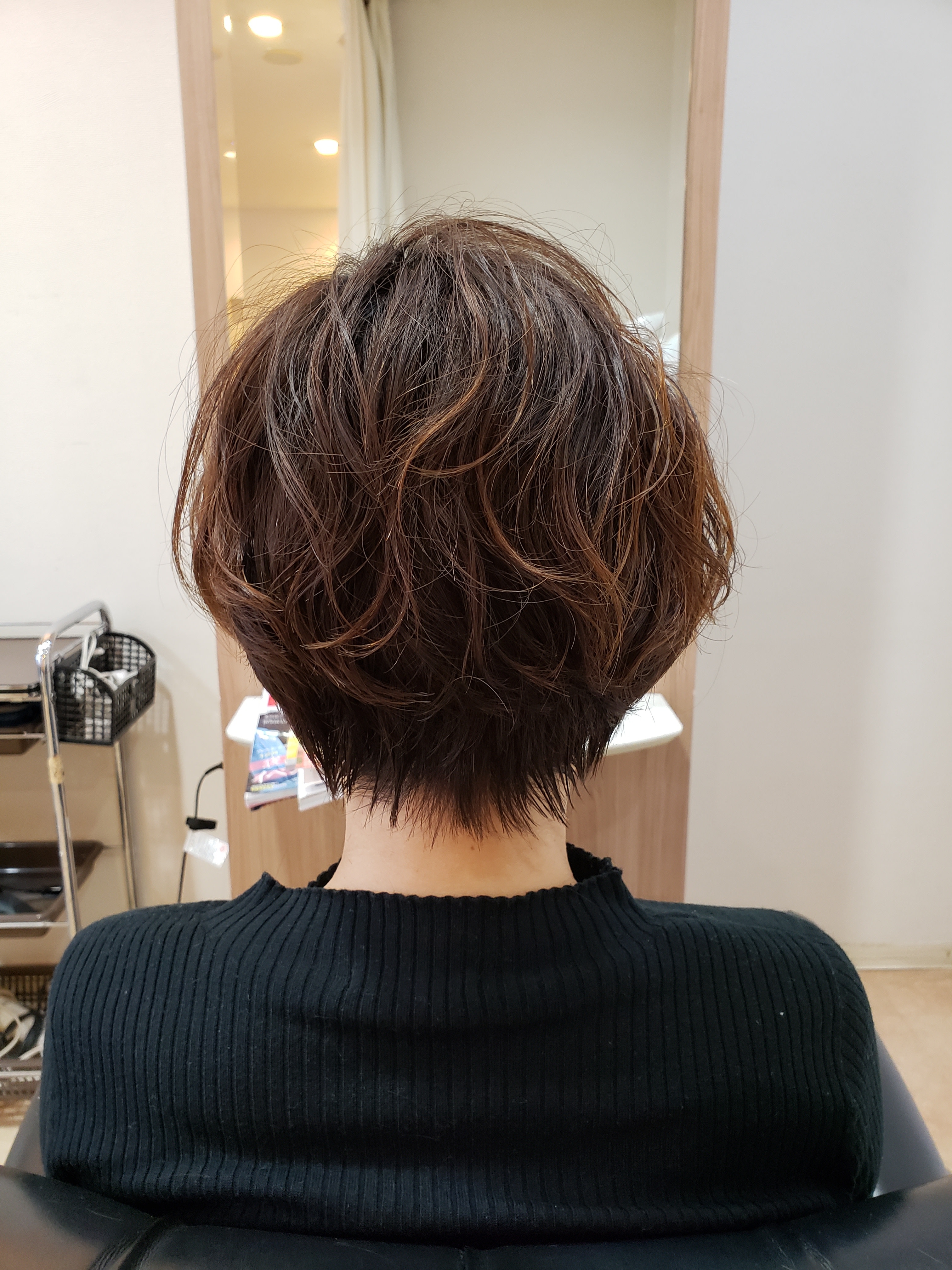 hairsalonDay's【ヘアサロンデイズ】のスタイル紹介。タイトなえり足のゆるふわパーマ
