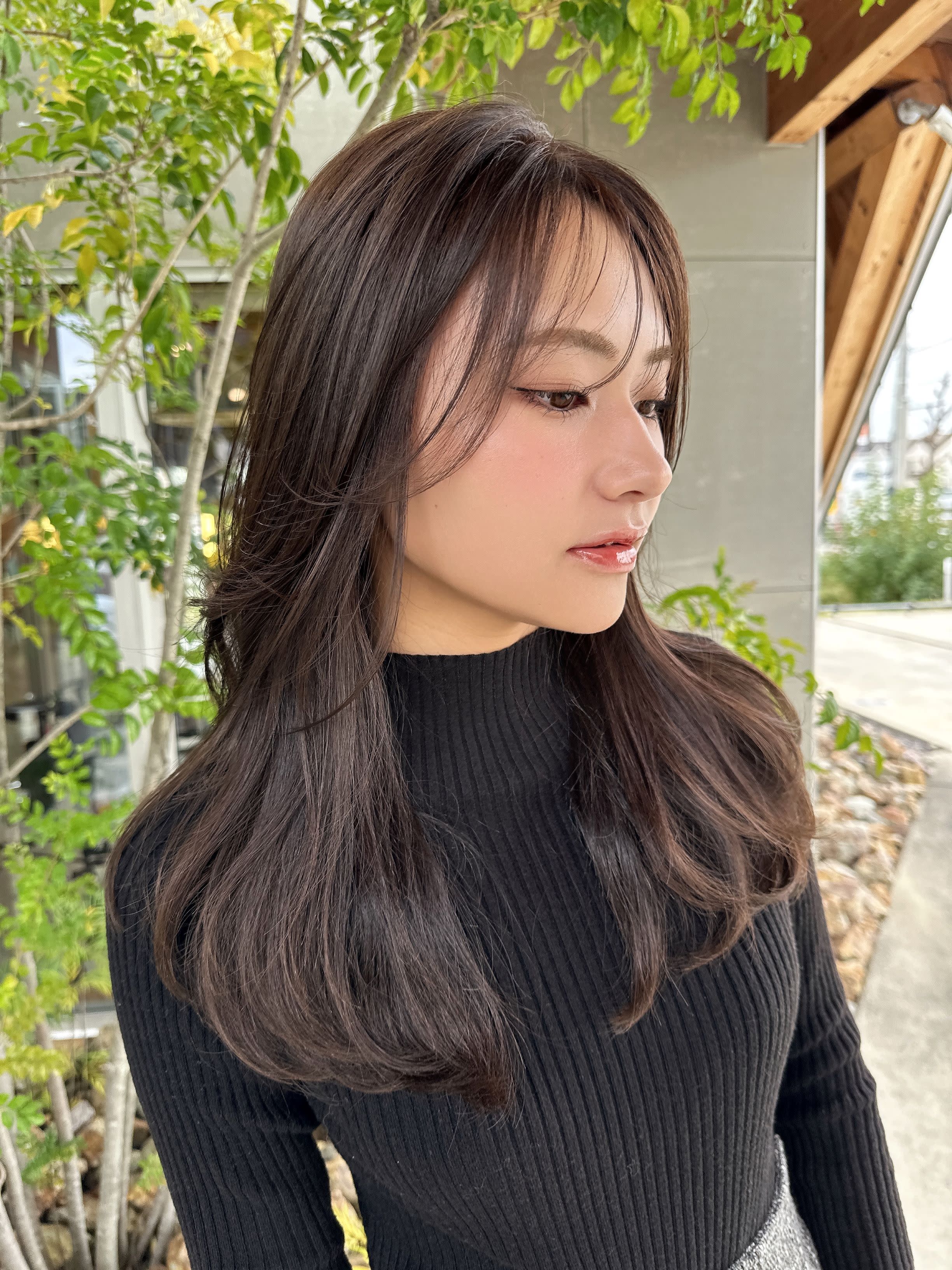 WESTORY【ウエストリー】【ウエストリー】のスタイル紹介。レイヤーカット/2wayバング/透明感カラー/ツヤ髪