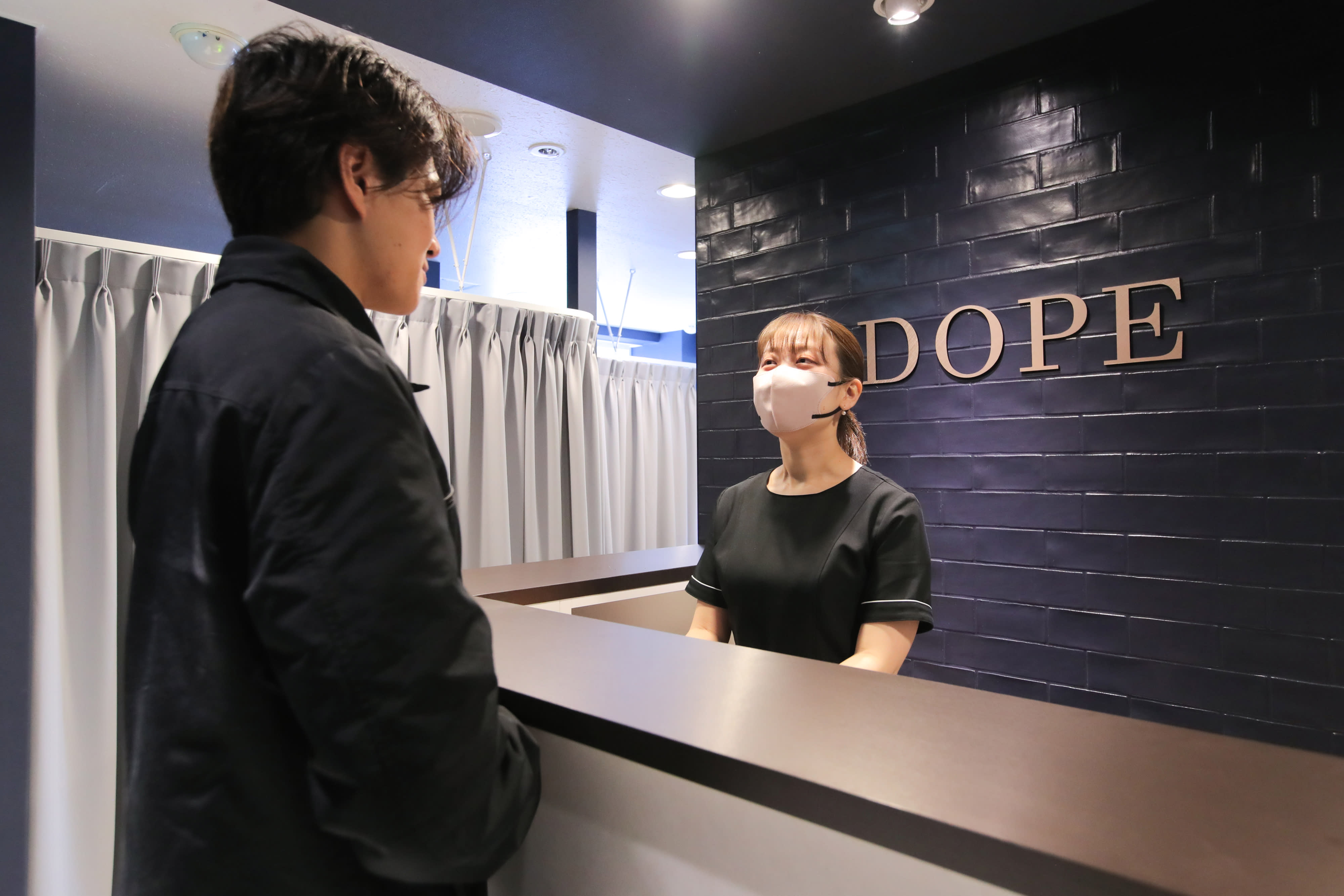 メンズアイブロウサロン DOPE 新宿西口店のアイキャッチ画像