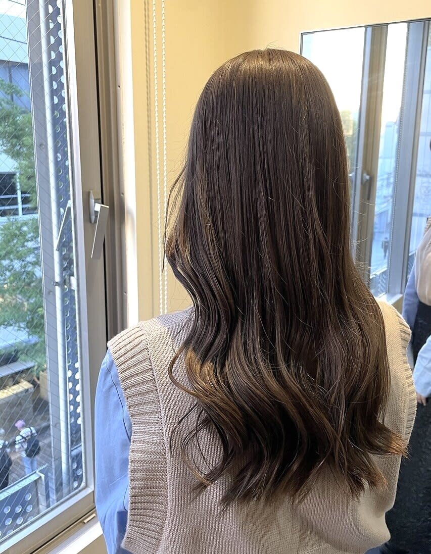 W_SALON【ダブル アンダーバー サロン】のスタイル紹介。【W_SALON 河原町】ブラウンベージュ/ココアブラウン