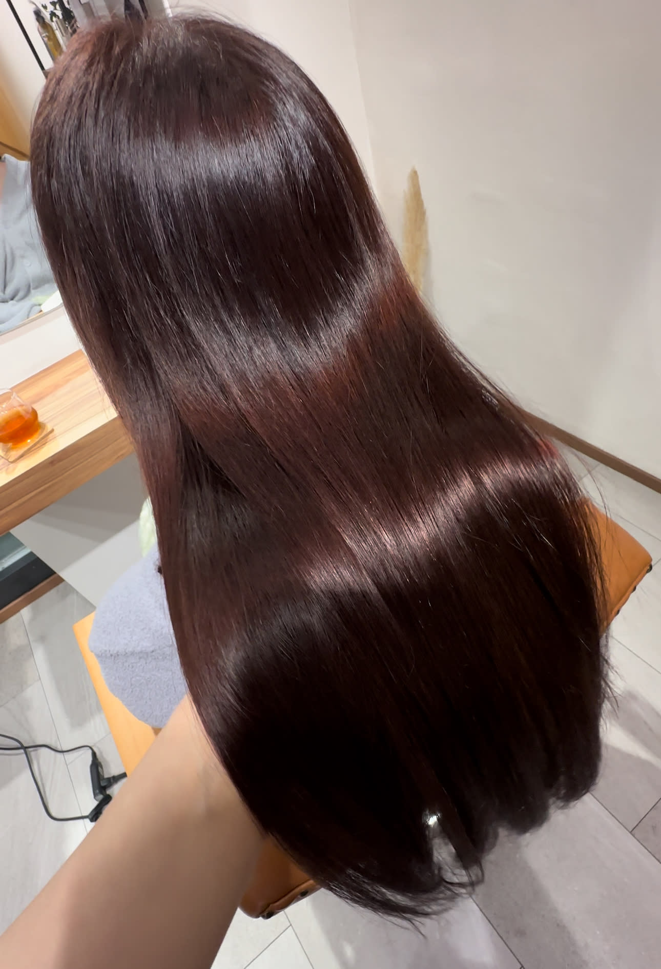 beauty records【ビューティーレコーズ】のスタイル紹介。ツヤ溢れるピンクブラウンロングヘア