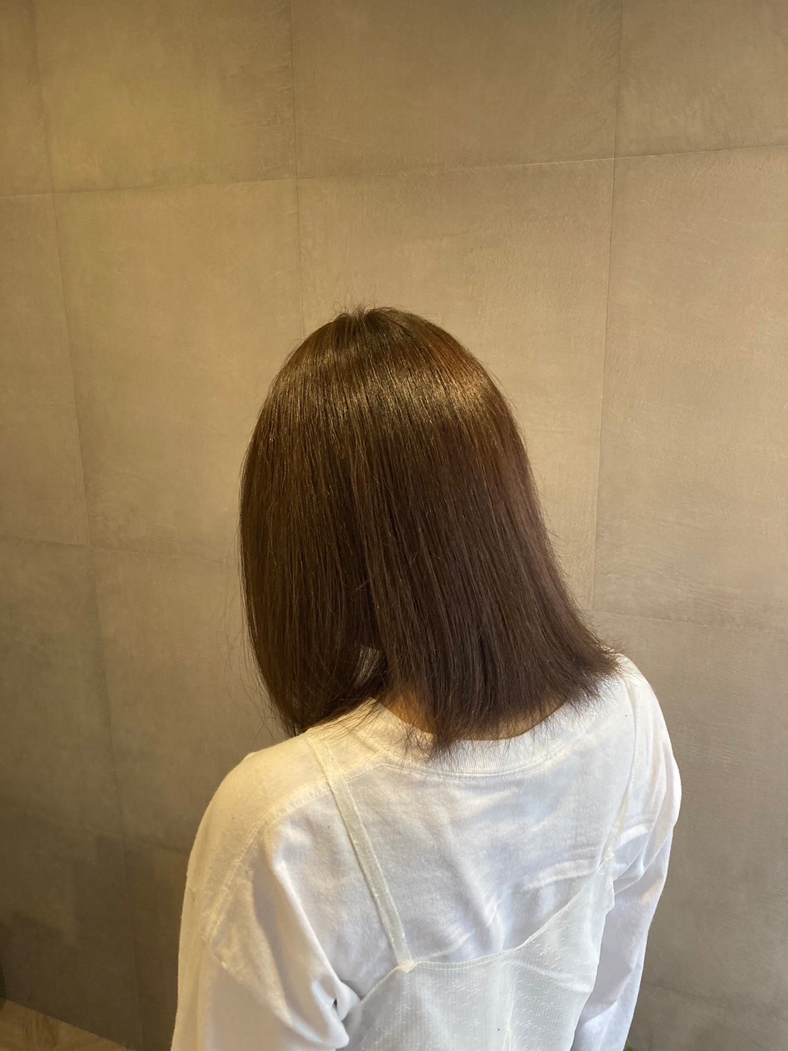 【半個室】Log hair&spa【ハンコシツ ログヘアアンドスパ】のスタイル紹介。艶髪ケアカラー