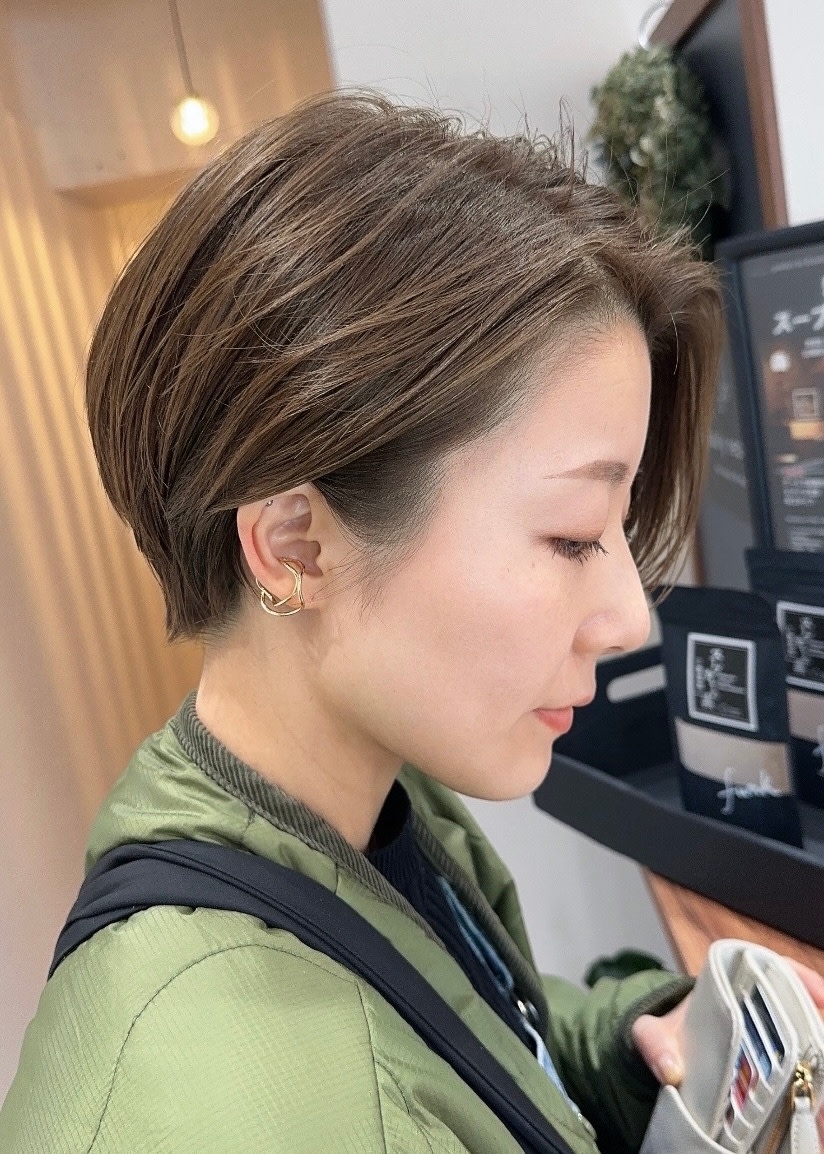 beauty records【ビューティーレコーズ】のスタイル紹介。ヌードベージュのショートヘア