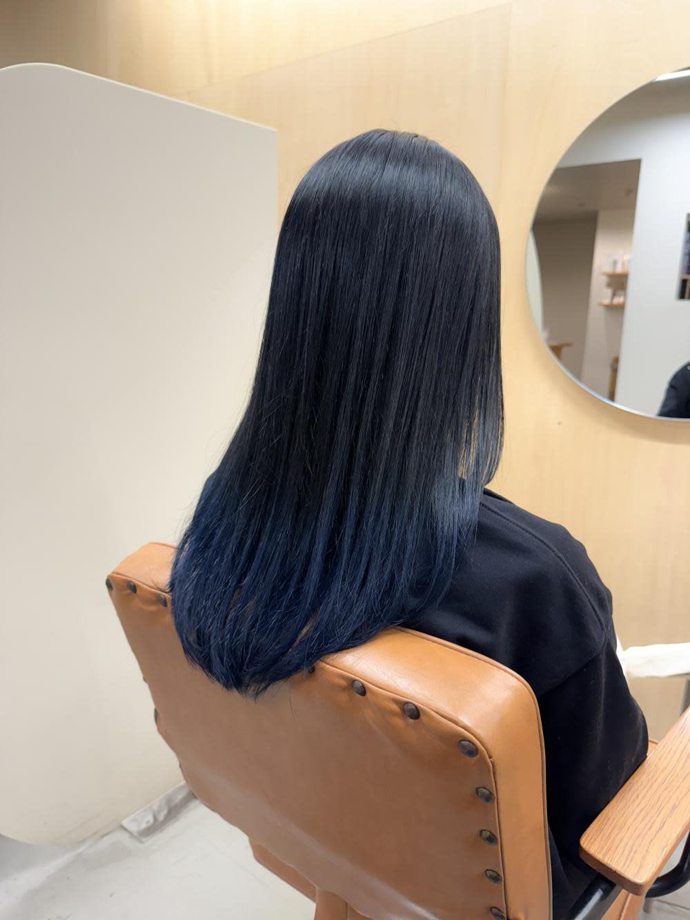 ki.tone【キトネ】【キトネ】のスタイル紹介。【ki.tone】ブルーグラデーション