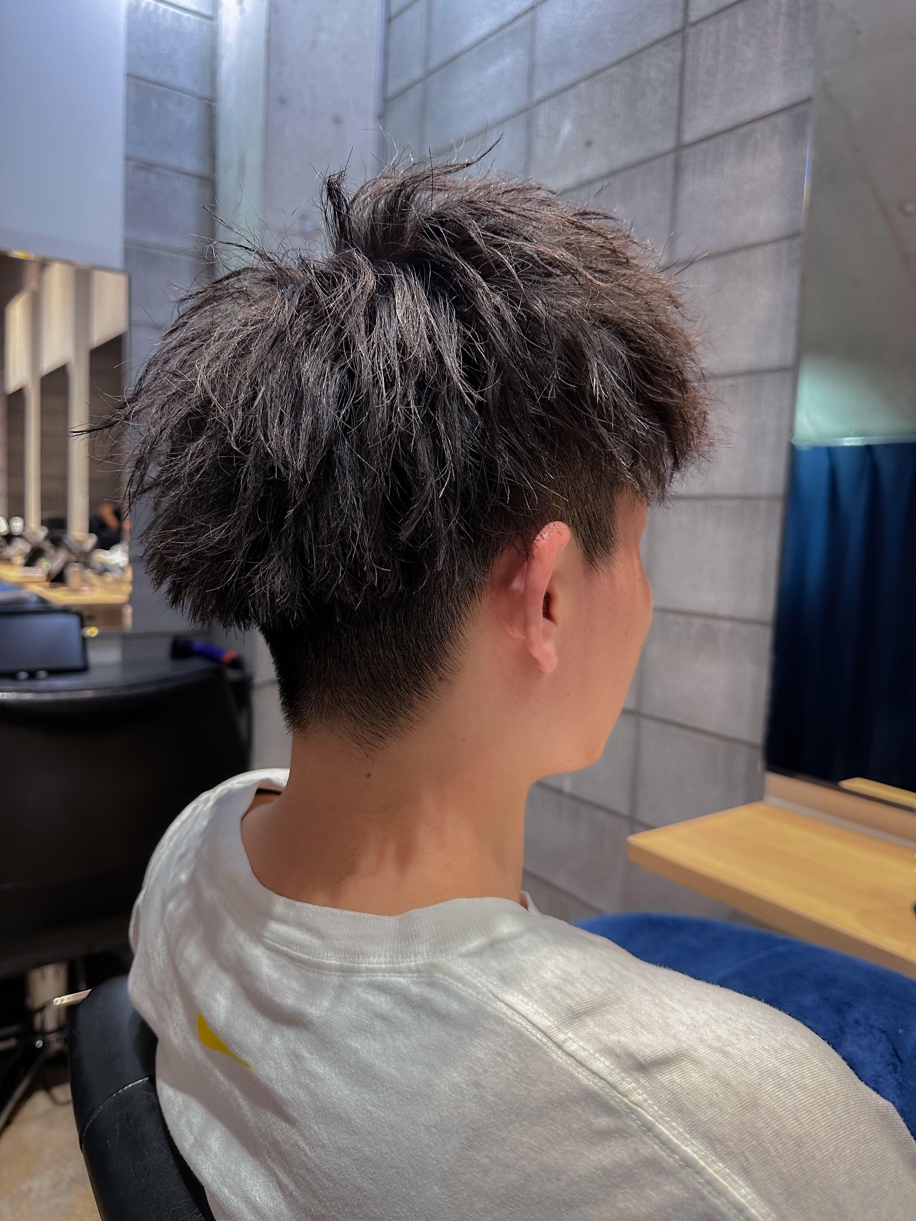 alco 三軒茶屋【アルコサンゲンジャヤ】のスタイル紹介。メンズ　ツイストパーマ