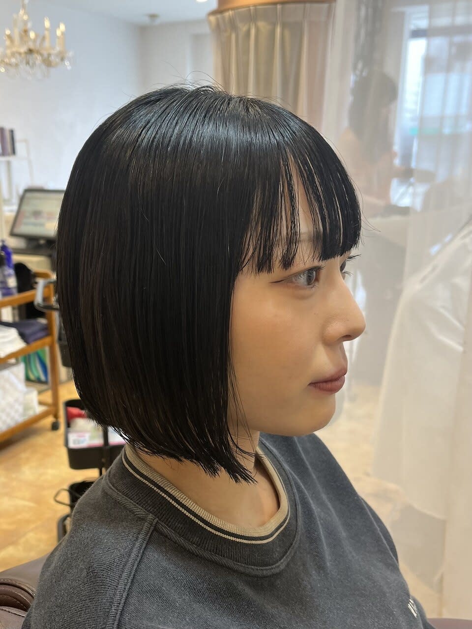 WILLOW 京橋【ウィローキョウバシ】のスタイル紹介。【WILLOW京橋】ちょこっと前下がりボブ