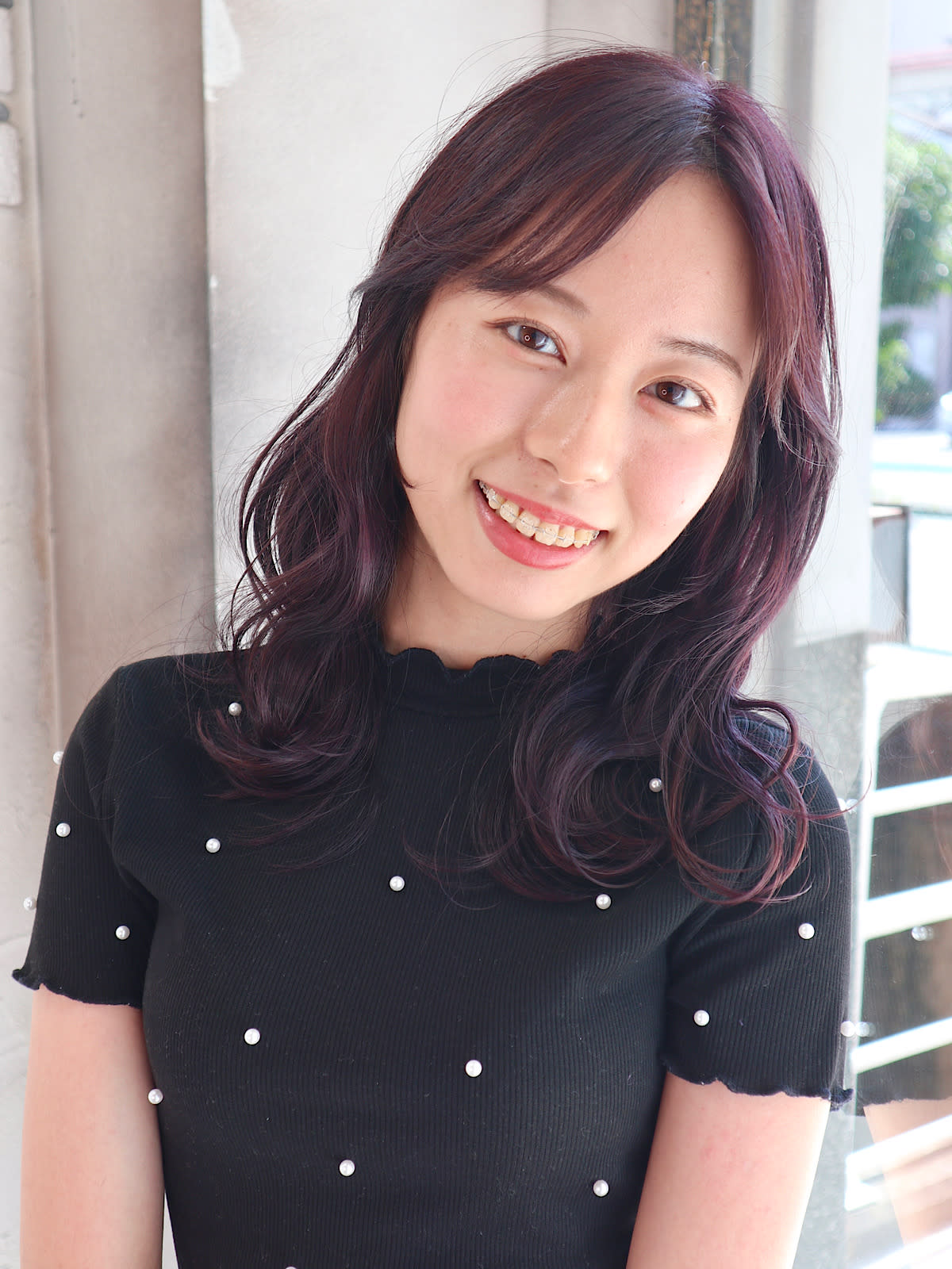 veretta. 楠葉店【ベレッタクズハテン】のスタイル紹介。外ハネくびれミディアムレイヤースタイル