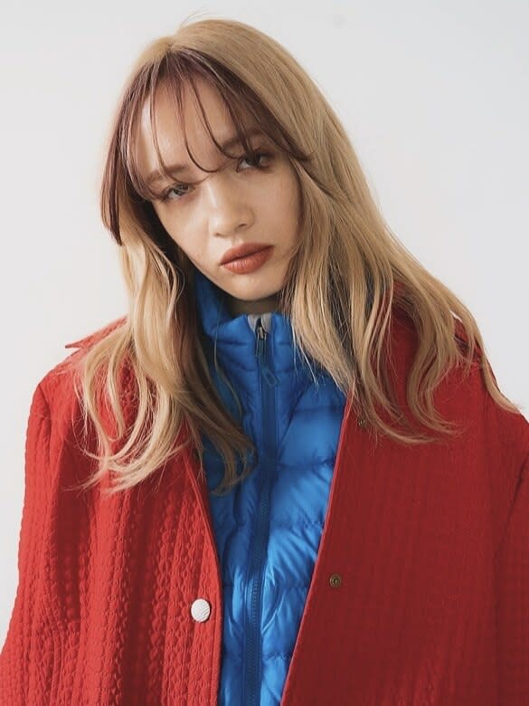 welc【ウェルク】のスタイル紹介。イメチェンスタイルハッシにュカットレイヤーカットレッドブラウ