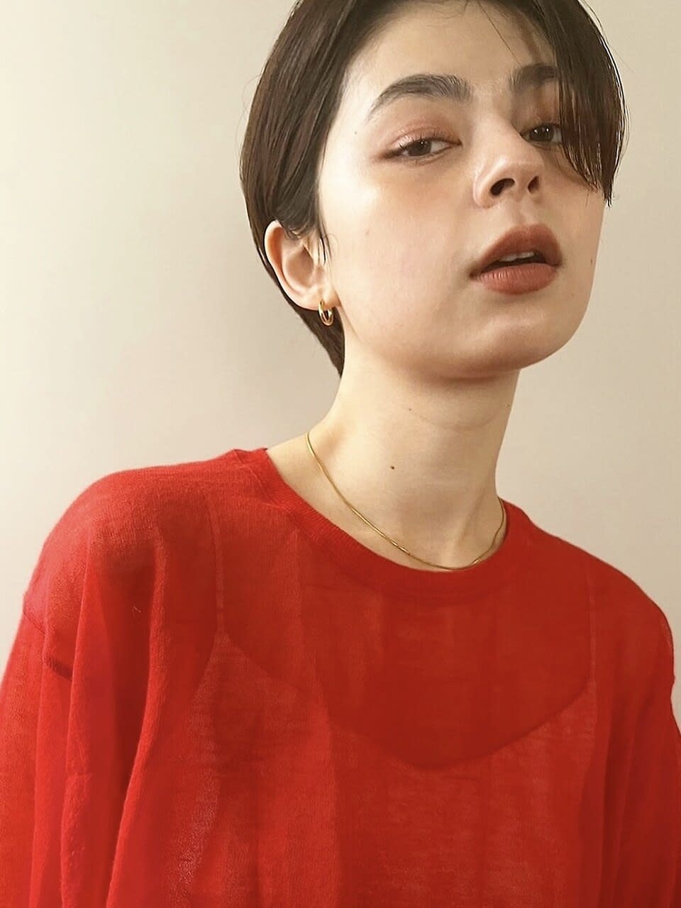 welc【ウェルク】のスタイル紹介。イメチェンスタイルハッシにュカットレイヤーカットレッドブラウ