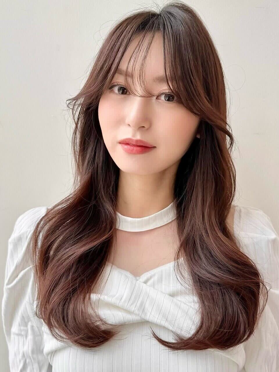 Violet`jem 【バイオレットジェム 】【バイオレットジェム】のスタイル紹介。ロングレイヤーくびれヘア韓国ヘア似合わせカット顔周りカット