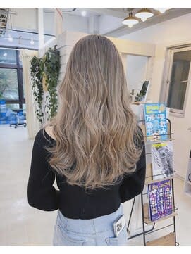 AiM【エイム】のスタイル紹介。AiM×ロング