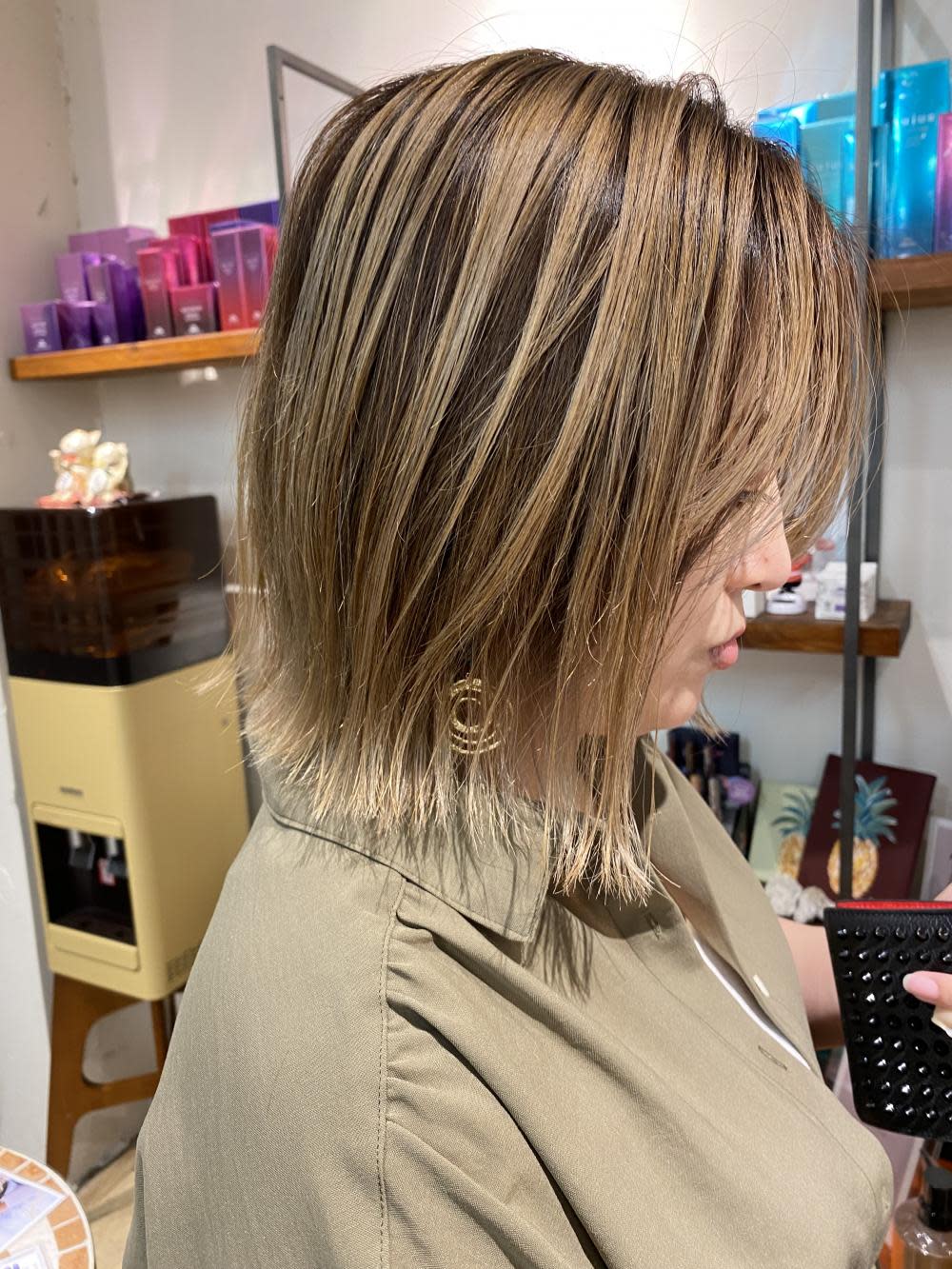 Logue【ローグ】のスタイル紹介。タッセルボブ　×　バレイヤージュ