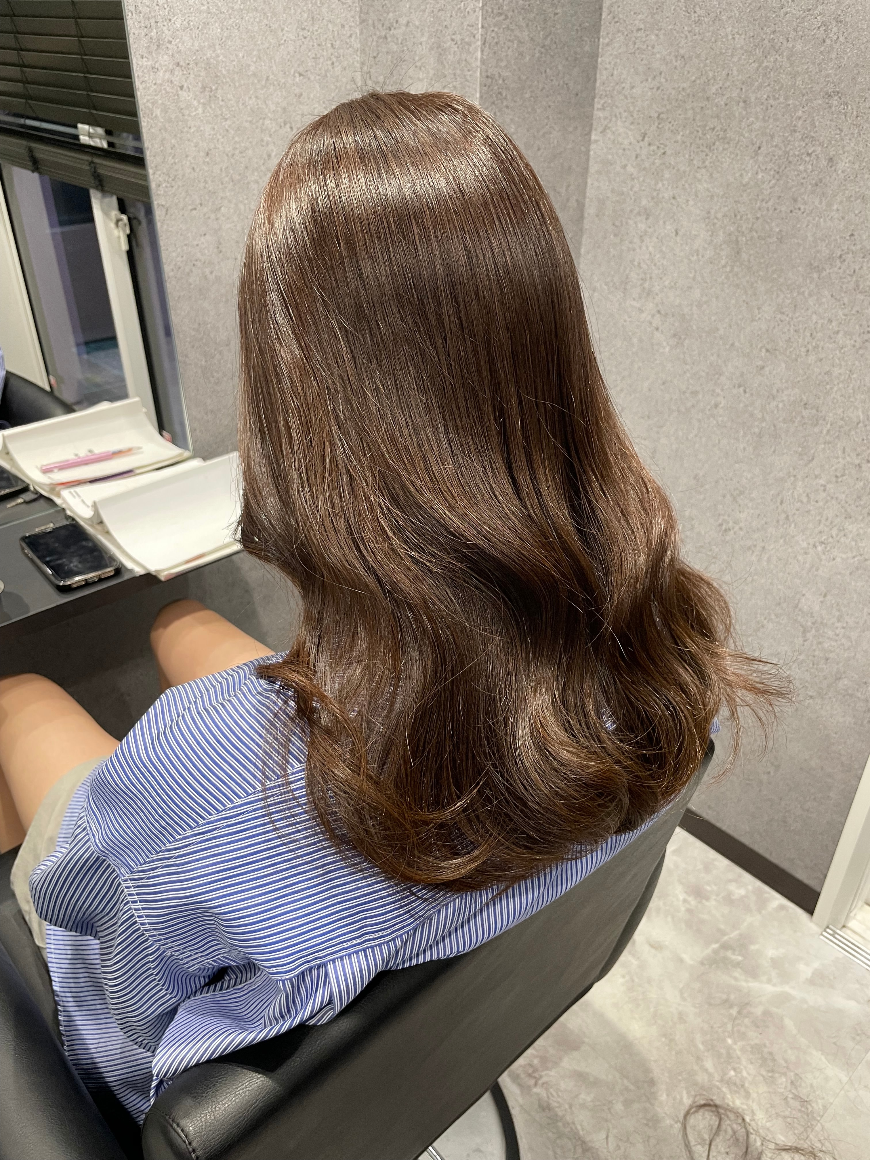 髪質改善個室サロン trace by 8 浦和 美容院【トレース バイ エイト】のスタイル紹介。ブリーチ無しで作るブラウンベージュ