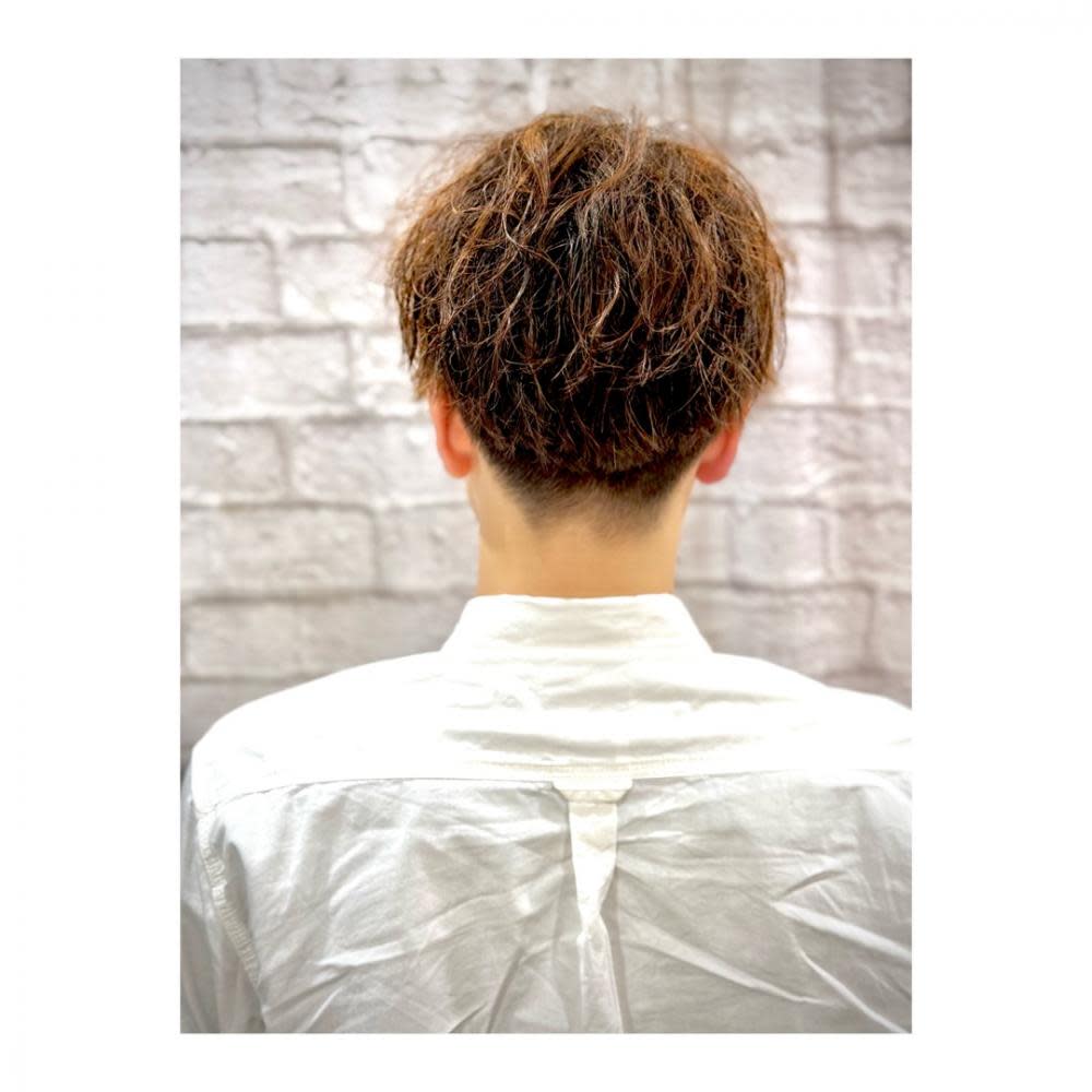 グレイスフルバーバー 赤坂見附店【グレイスフルバーバーアカサカミツケテン】のスタイル紹介。ゆるめツイストスパイラル