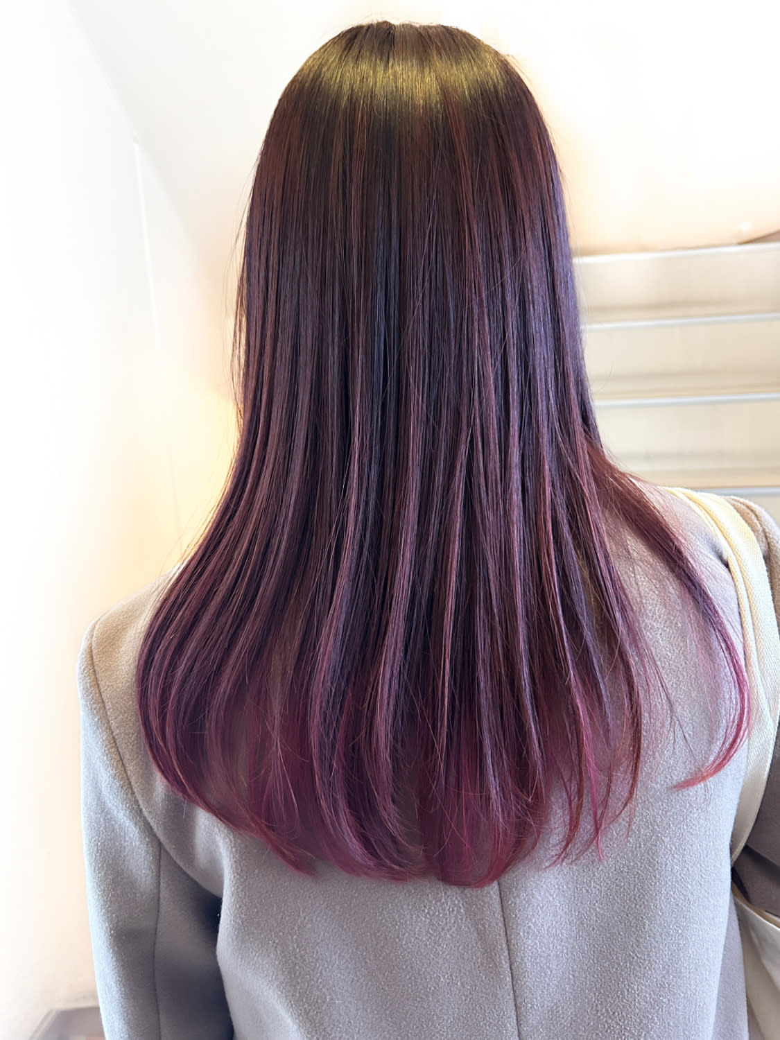 fou HAIR SALON【フーヘアーサロン】のスタイル紹介。ピンクグラデーション