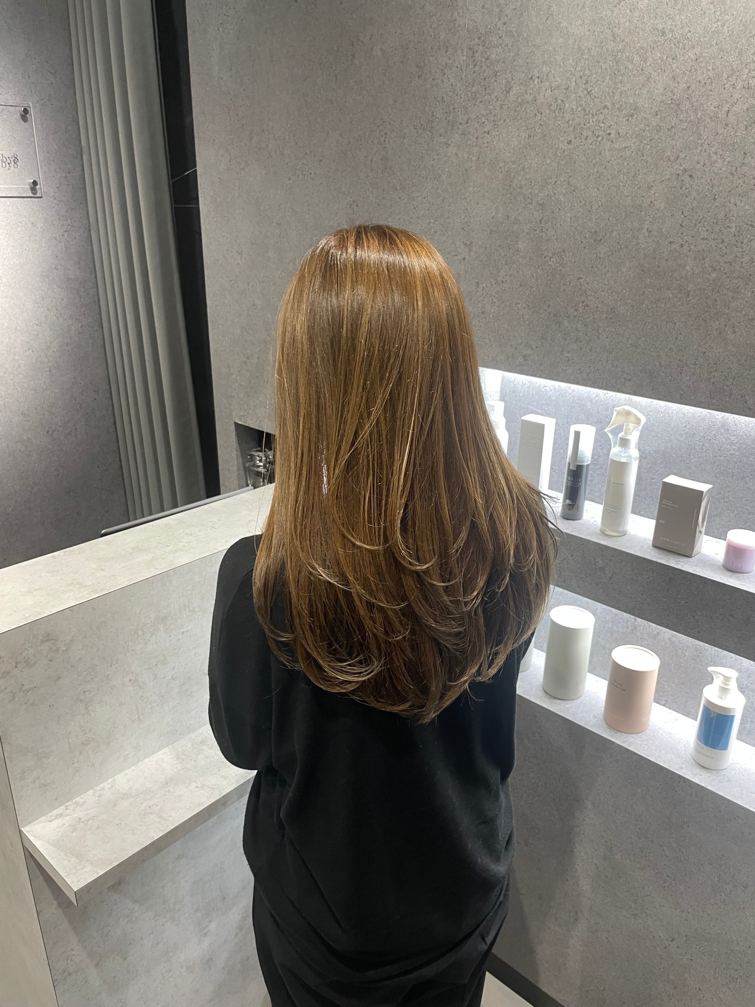 髪質改善個室サロン trace by 8 浦和 美容院【トレース バイ エイト】のスタイル紹介。簡単ワンカールで決まるレイヤースタイル