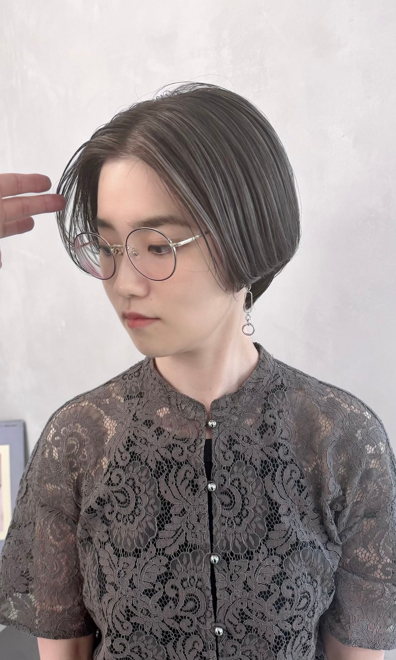 BLUET【ブルーエ】のスタイル紹介。ハンサムショート/バレイヤージュ