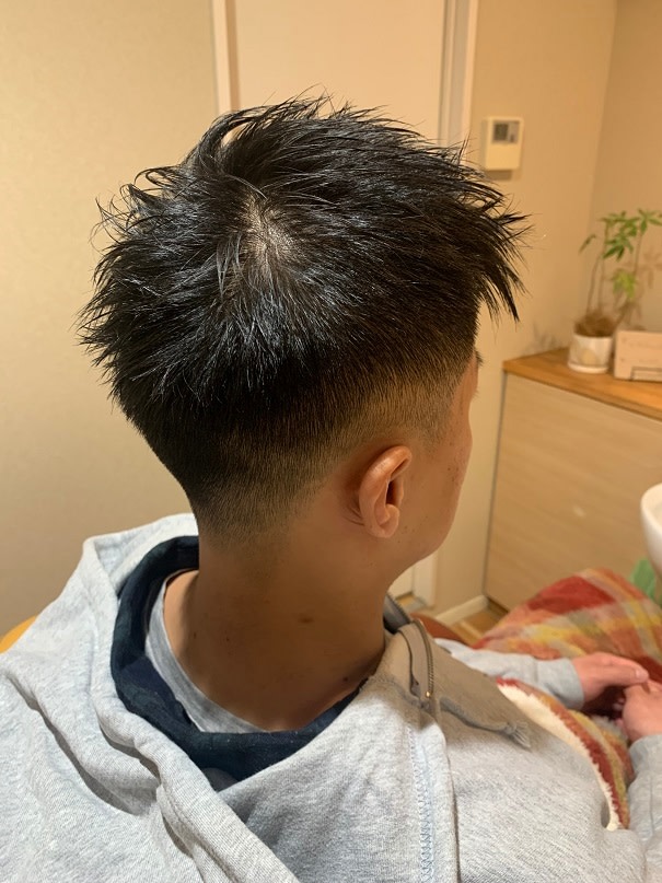 TOMOYUKI WORKS【トモユキワークス】のスタイル紹介。ナチュラルフェード