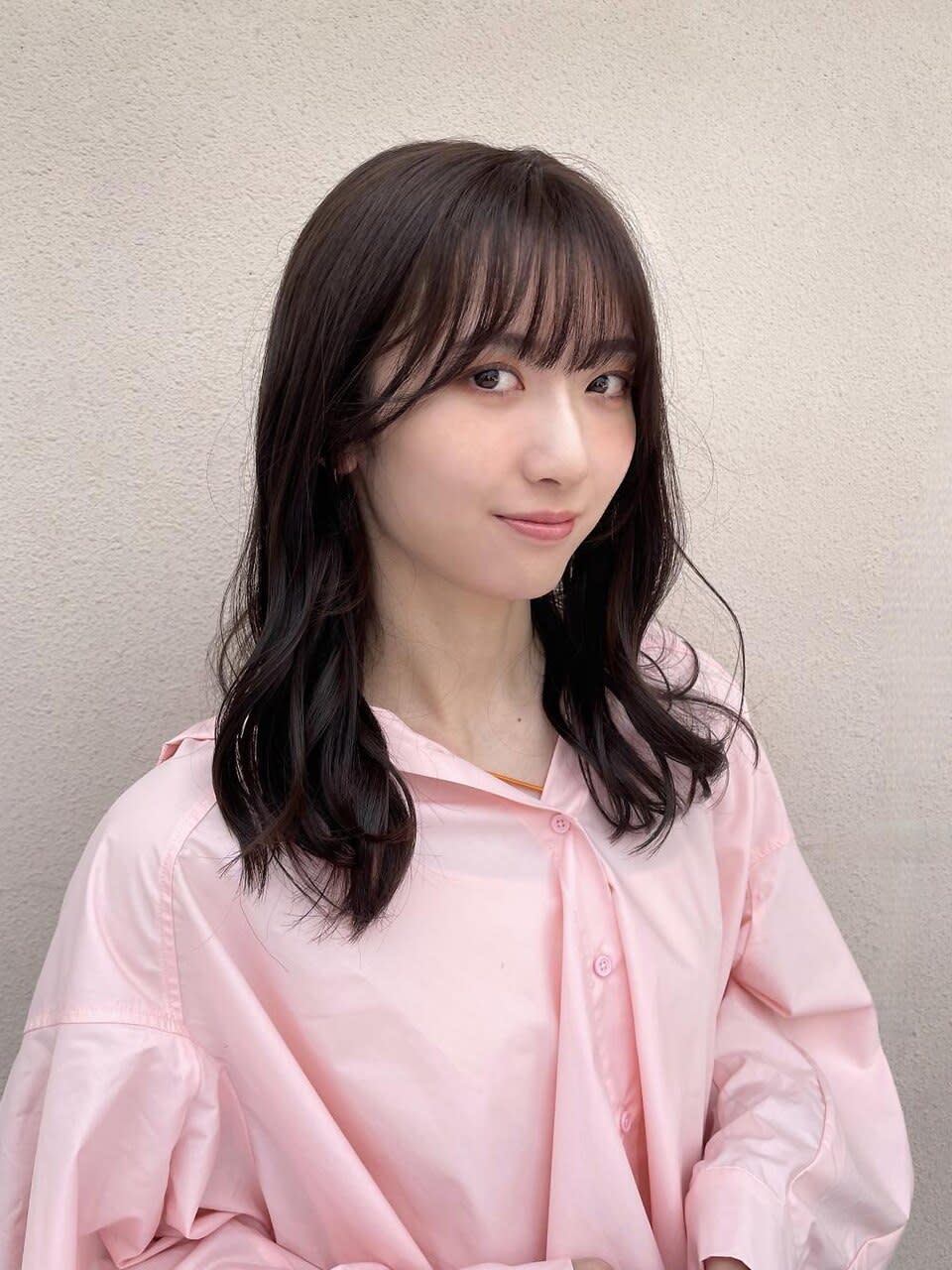 SORA 麻布十番店 【ソラ】【ソラアザブジュウバンテン】のスタイル紹介。顔まわりレイヤーセミロング