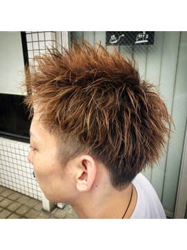 HANDs -for Men-【ハンズ】のスタイル紹介。ハイトーンショート