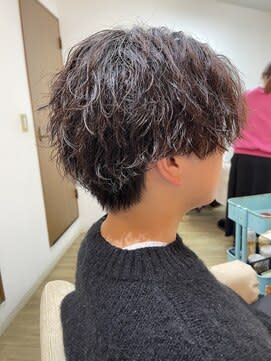 HANDs -for Men-【ハンズ】のスタイル紹介。波巻きツイスパ