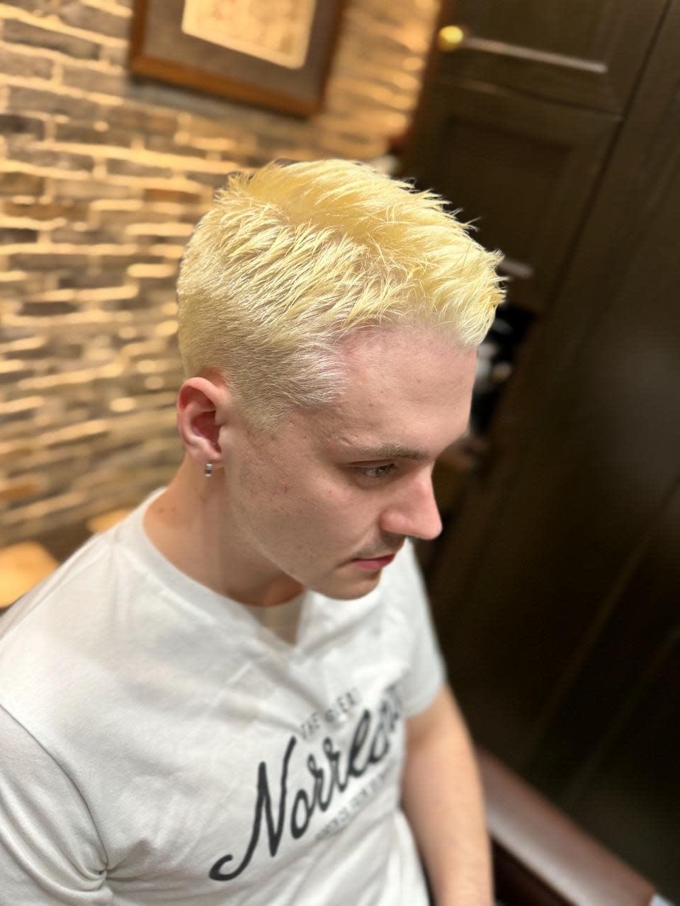 Million Bucks Barbershop 御徒町店【ミリオンバックスバーバーショップ オカチマチテン】のスタイル紹介。パンクショート/フルブリーチ