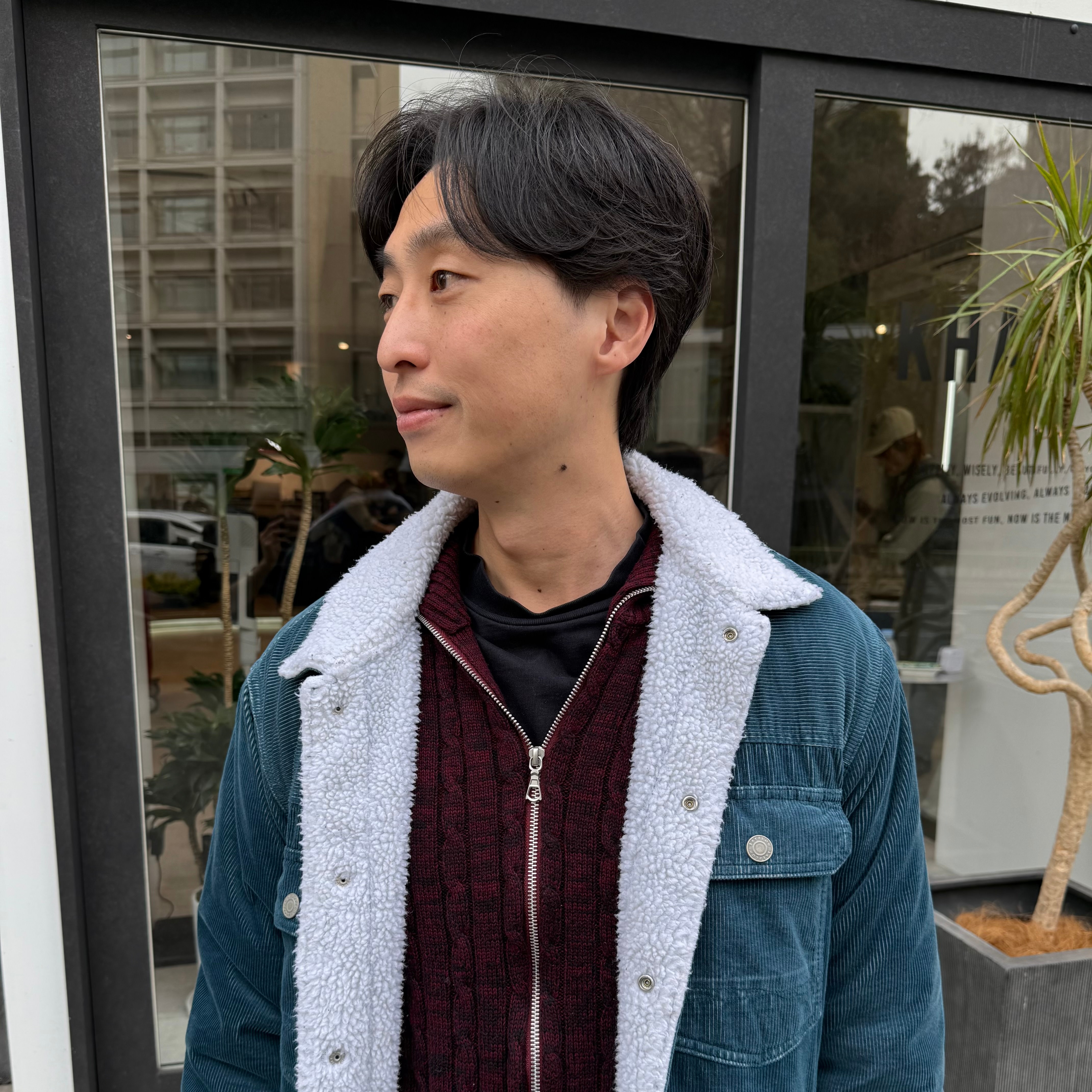 KHALIFA【カリファ】のスタイル紹介。【 センターパート × ニュアンスパーマ 】