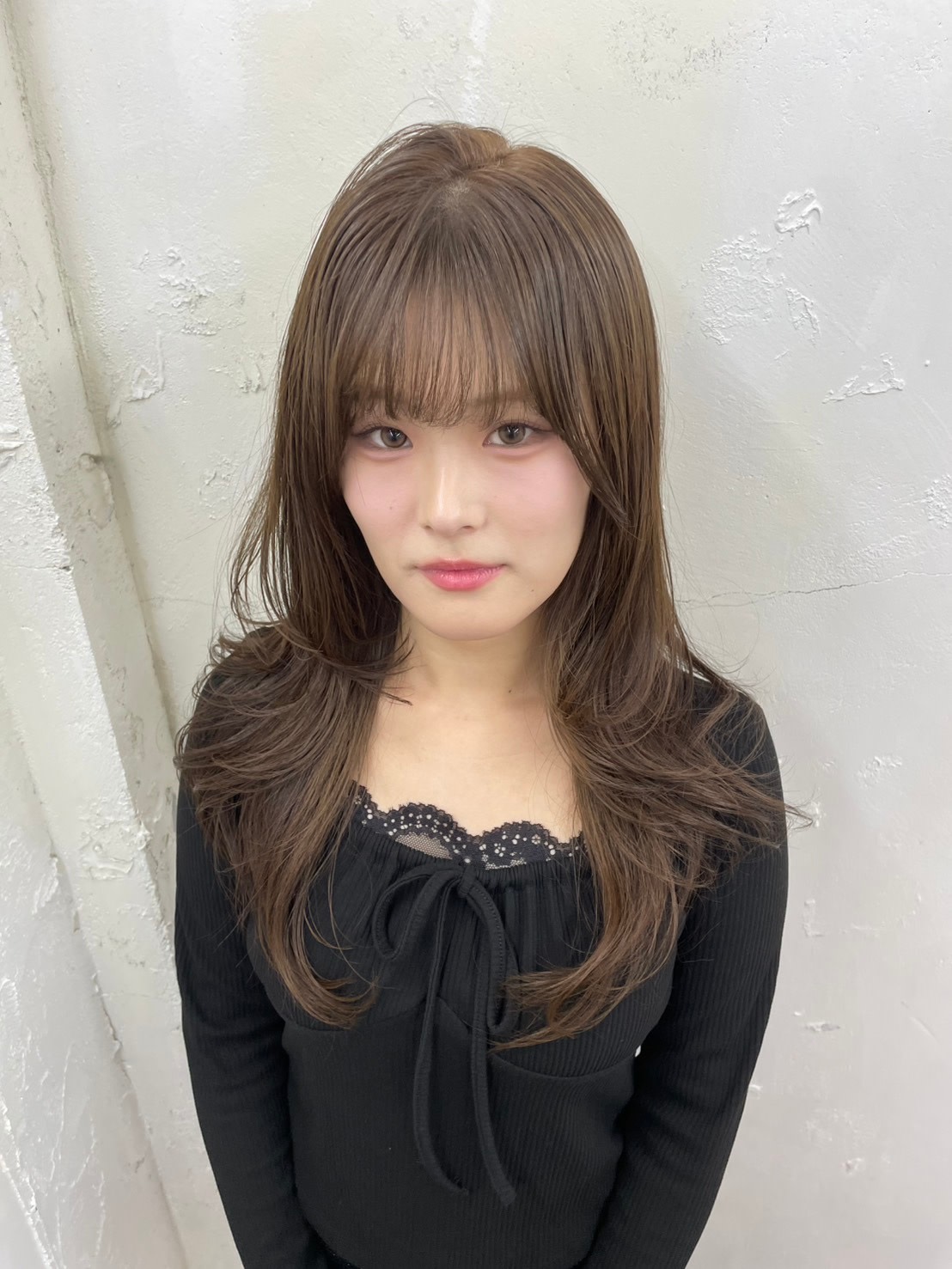 BELLE GROW ALPHA HAIR&NAIL【ベルグローアルファヘアアンドネイル】のスタイル紹介。レイヤーカット