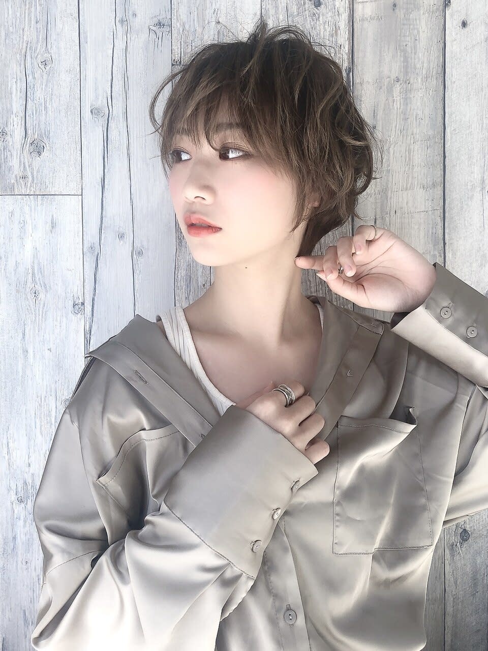 CECIL hair 【セシル ヘアー】【セシル ヘアー】のスタイル紹介。ショートボブ×グレージュ