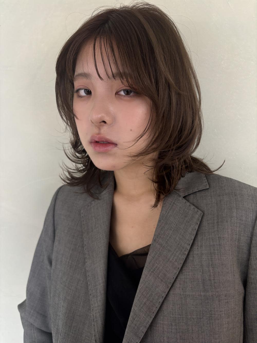 gem by artefice【ジェム バイ アルテフィーチェ】【ジェム バイ アルテフィーチェ】のスタイル紹介。ミディアムレイヤー