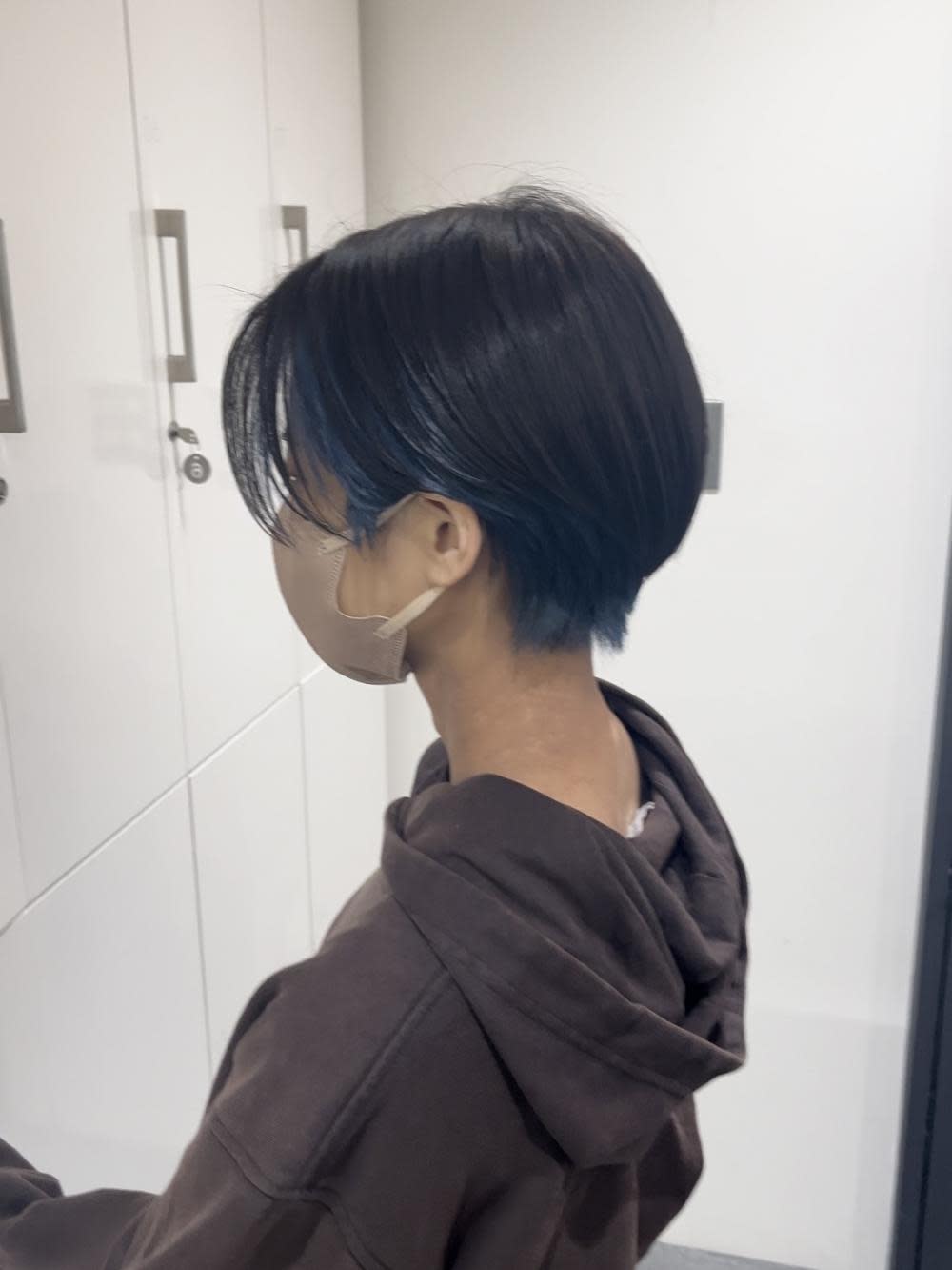 belta by artefice【ベルタ バイ アルテフィーチェ】【ベルタ バイ アルテフィーチェ】のスタイル紹介。インナーブルー×ハンサムショート