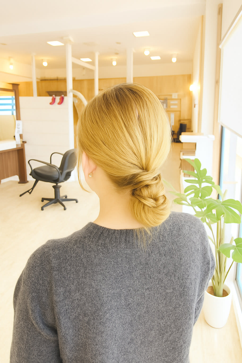 flow di:ve【フロウディーバ】のスタイル紹介。まとめ髪.jp