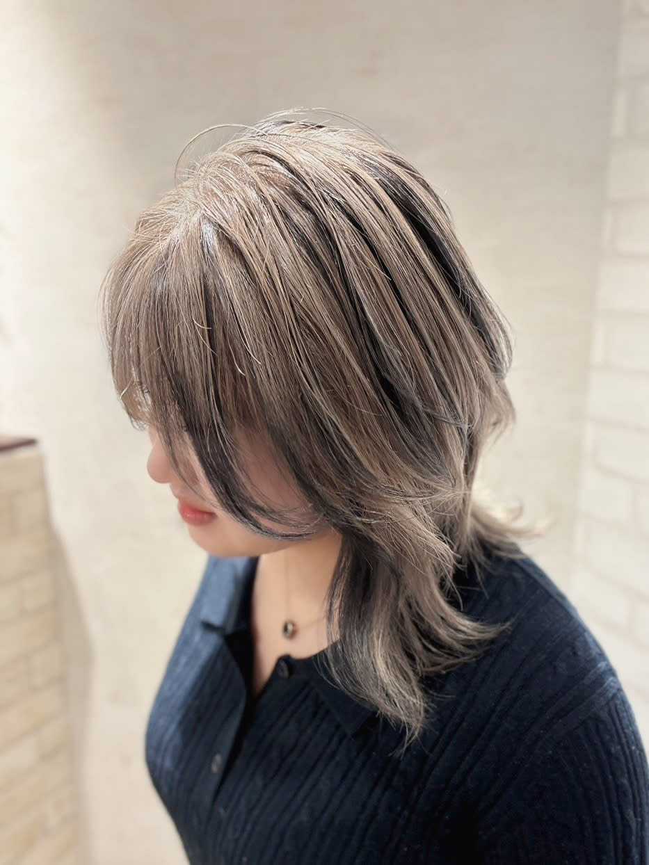 ACRO.ao【アクロアオ】のスタイル紹介。【ACRO.ao】シルバーグレージュ/ローライト/ウルフ