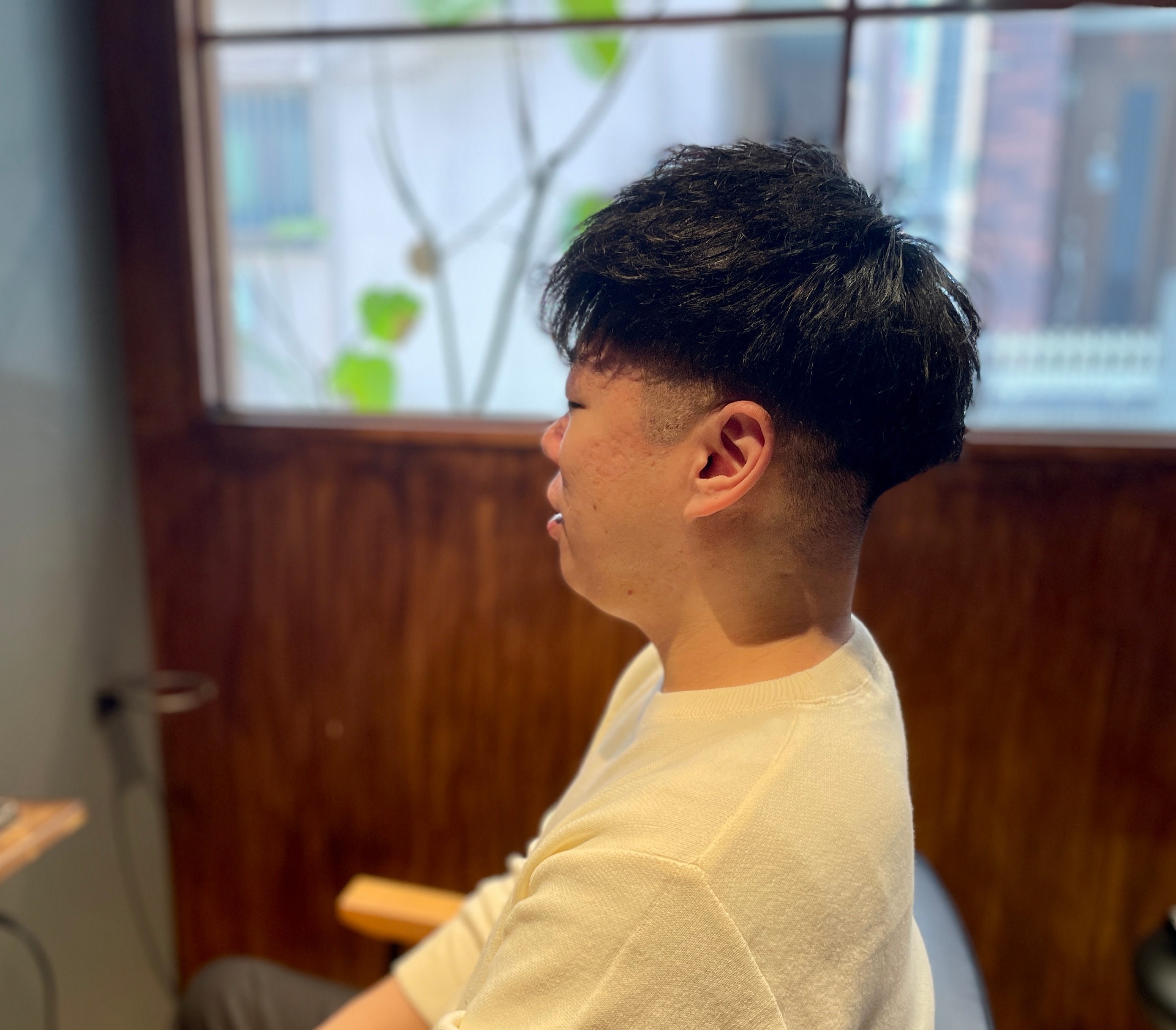 &WORKS 2nd【アンドワークス セカンド】のスタイル紹介。ソフトパーマ×ツーブロックフェード