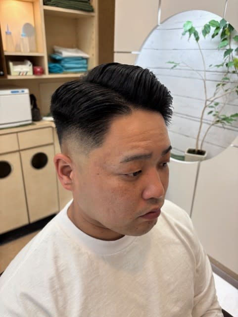 ヘアサロン大野 iki 堂島店【ヘアサロンオオノイキ】のスタイル紹介。７：３×スキンフェード