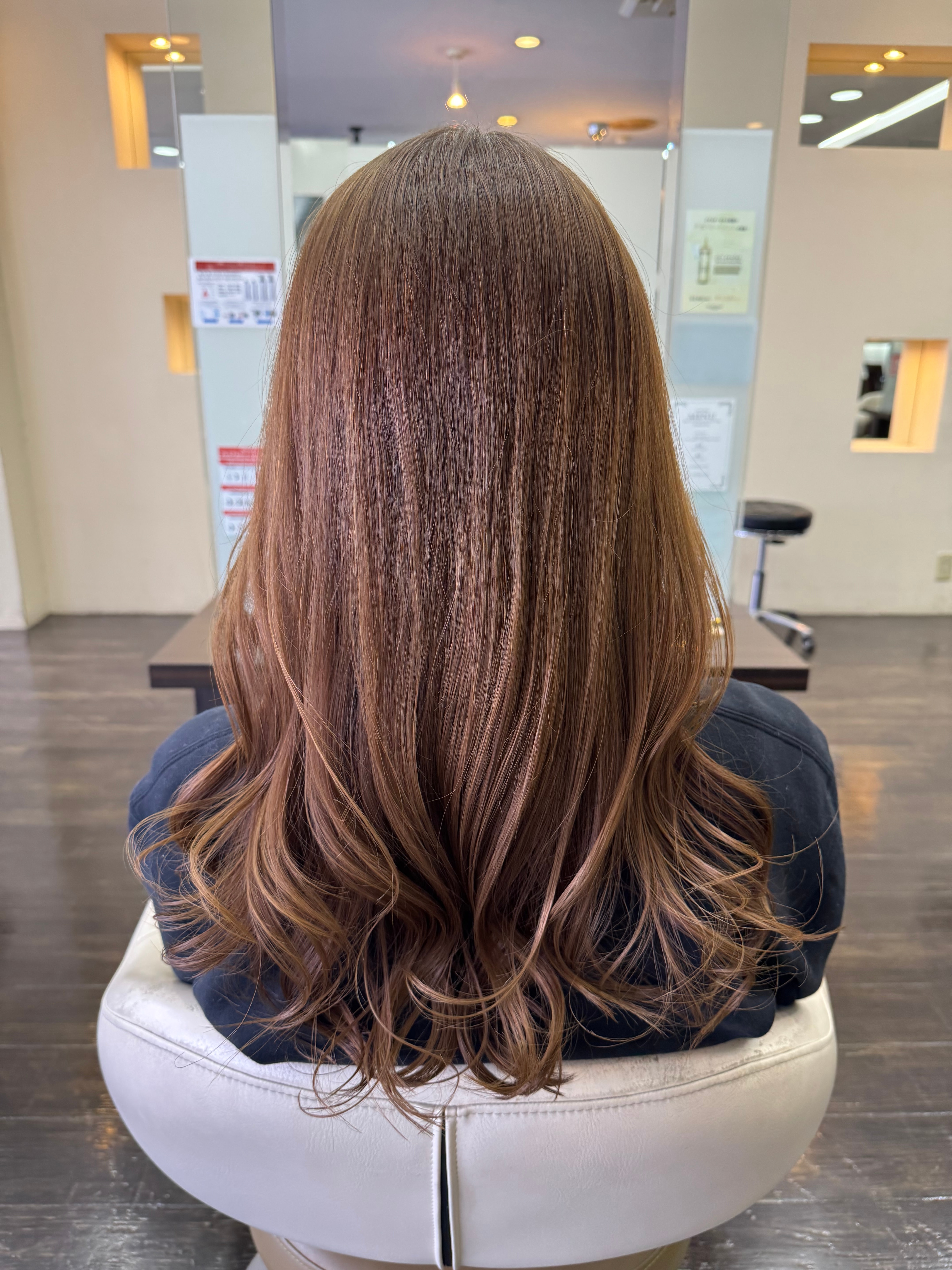 Chart Reuse シャルトルーズ【シャルトルーズ】のスタイル紹介。モテ必至！！の大人可愛くナチュラル質感のロング！！