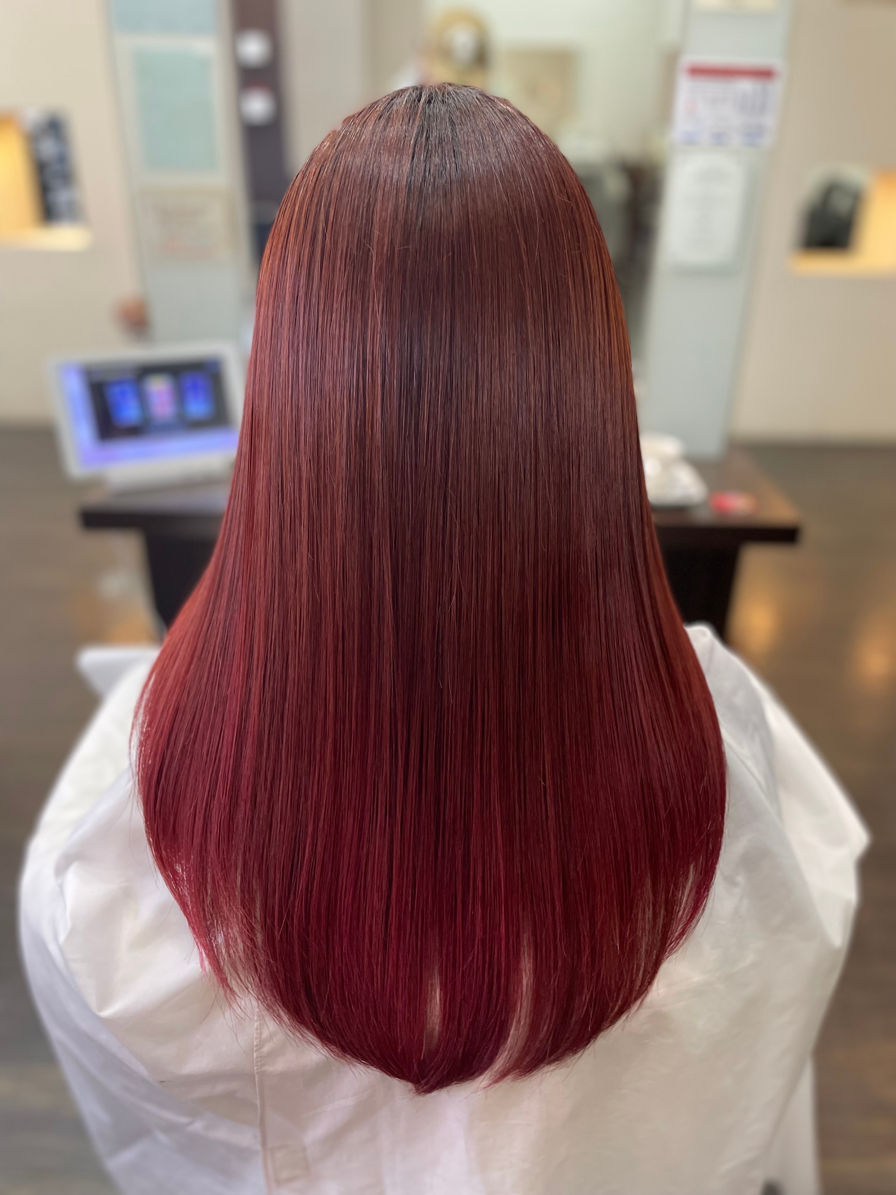 Chart Reuse シャルトルーズ【シャルトルーズ】のスタイル紹介。美髪見えも印象度も抜群！！髪質改善トリートメント