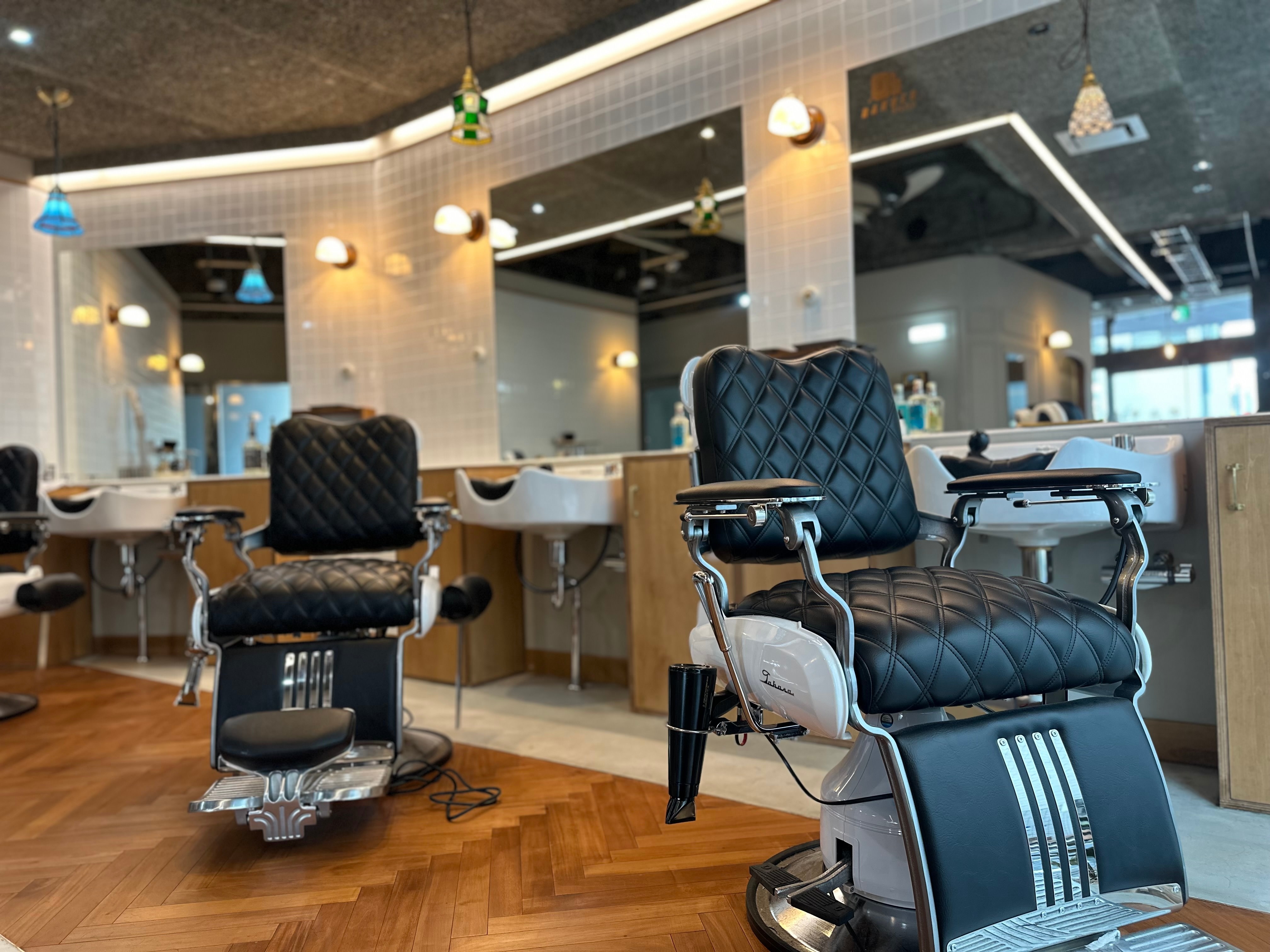 Ø’s Barber Shop【ゼロスバーバーショップ】のスタイル紹介。ゼロスバーバー