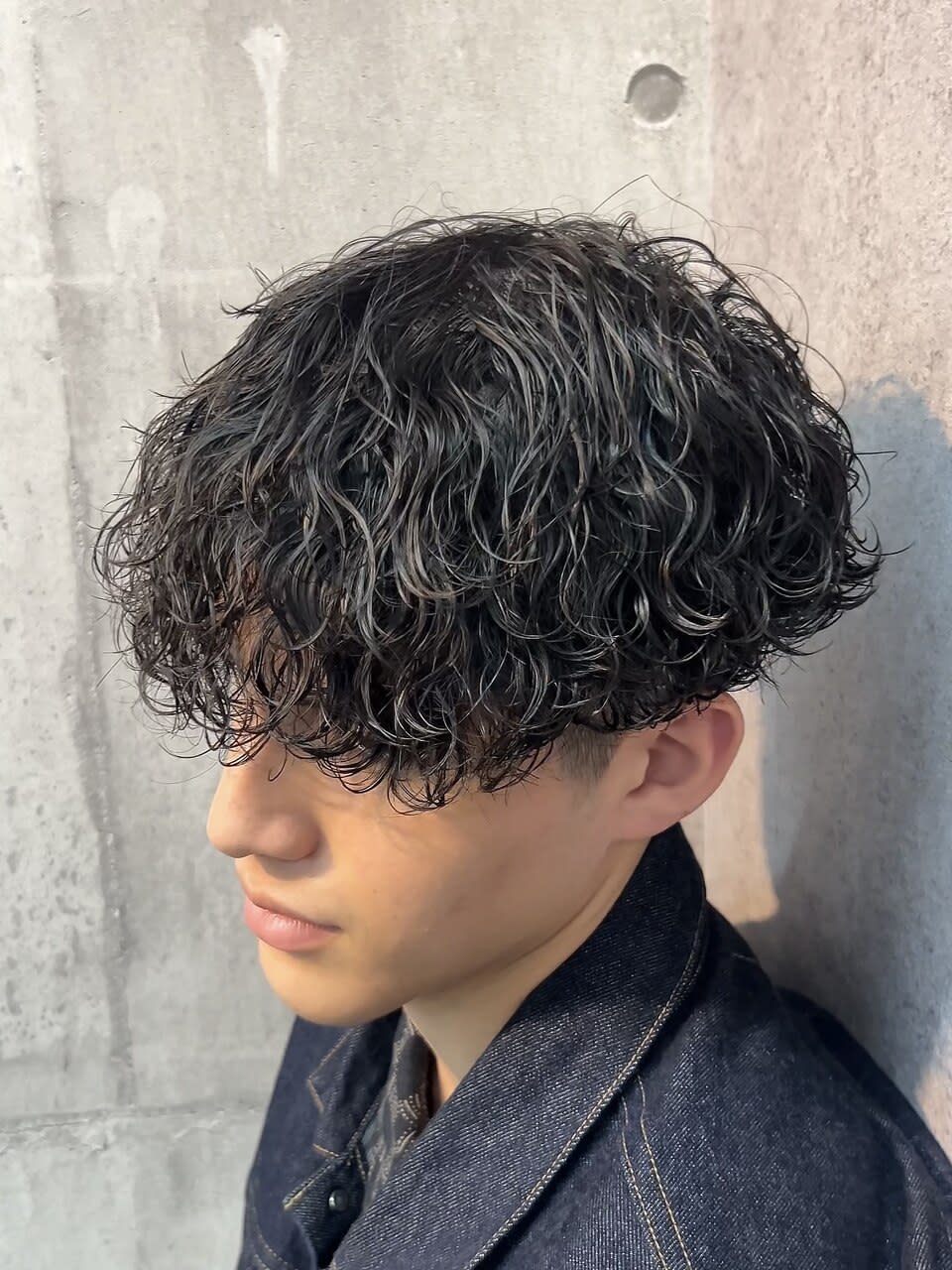 MENIN MEN'S SALON【メイン メンズサロン】のスタイル紹介。波巻きパーマ