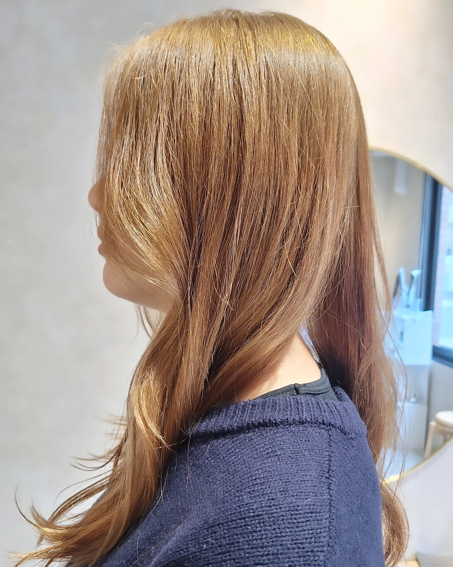 半個室型美容室 Sourire 鹿児島中央店【ハンコシツガタビヨウシツスーリールカゴシマチュウオウテン】のスタイル紹介。ダブルカラー